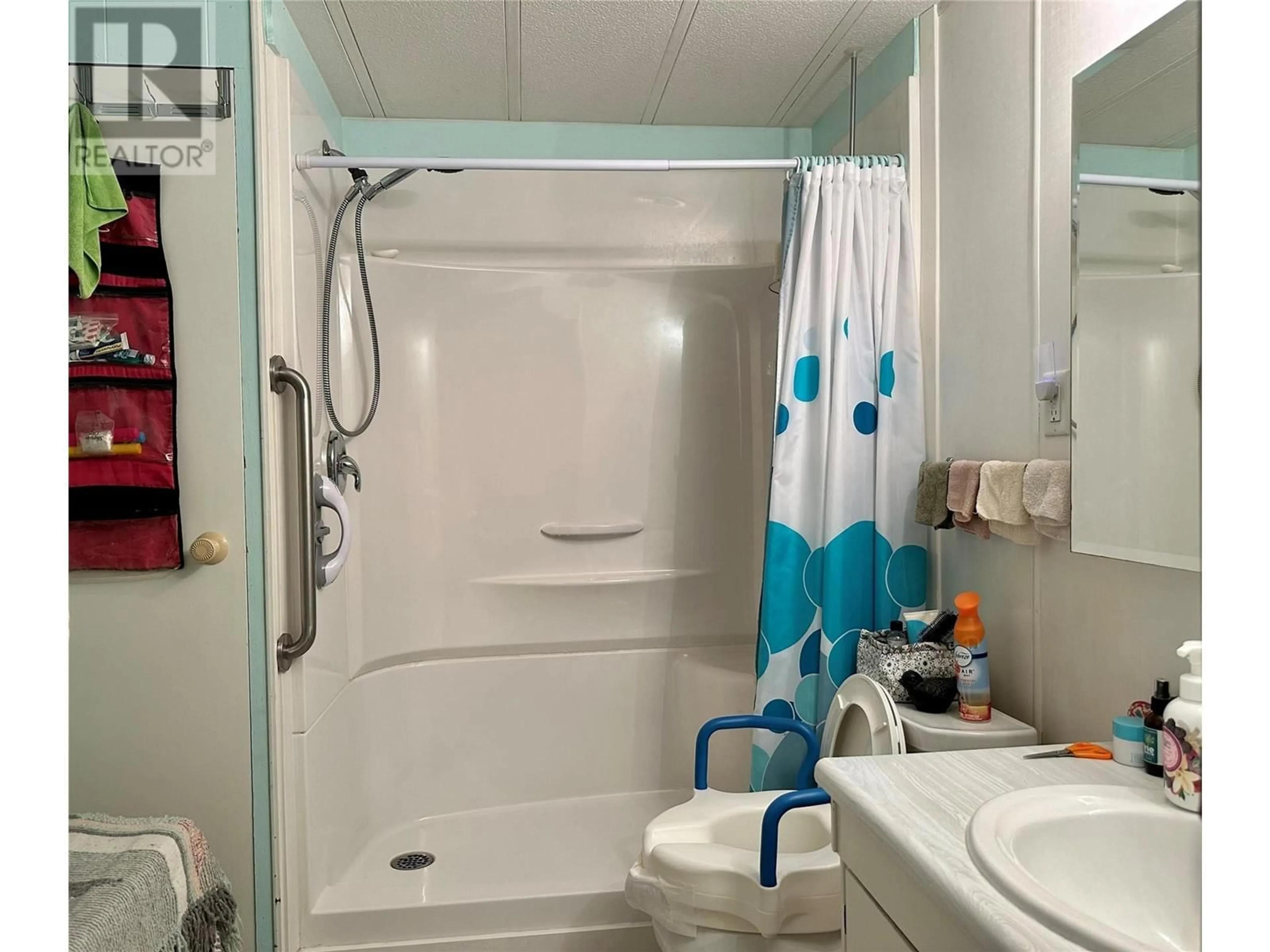 Standard bathroom, unknown for 6633 PARK Drive Unit# 25, Oliver British Columbia V0H1T4