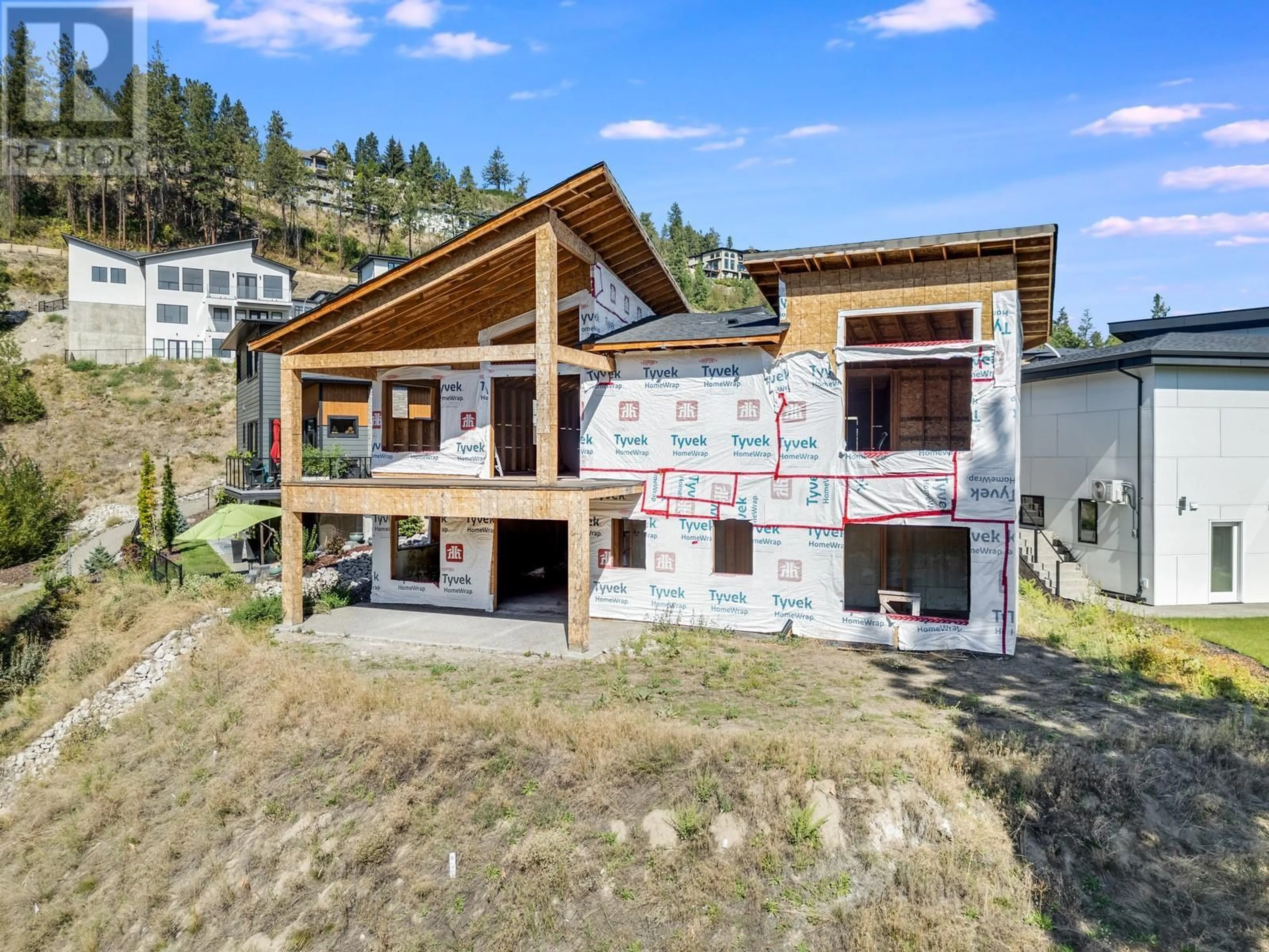 Home with vinyl exterior material, building for 830 Westview Way Unit# 21, West Kelowna British Columbia V1Z0A5