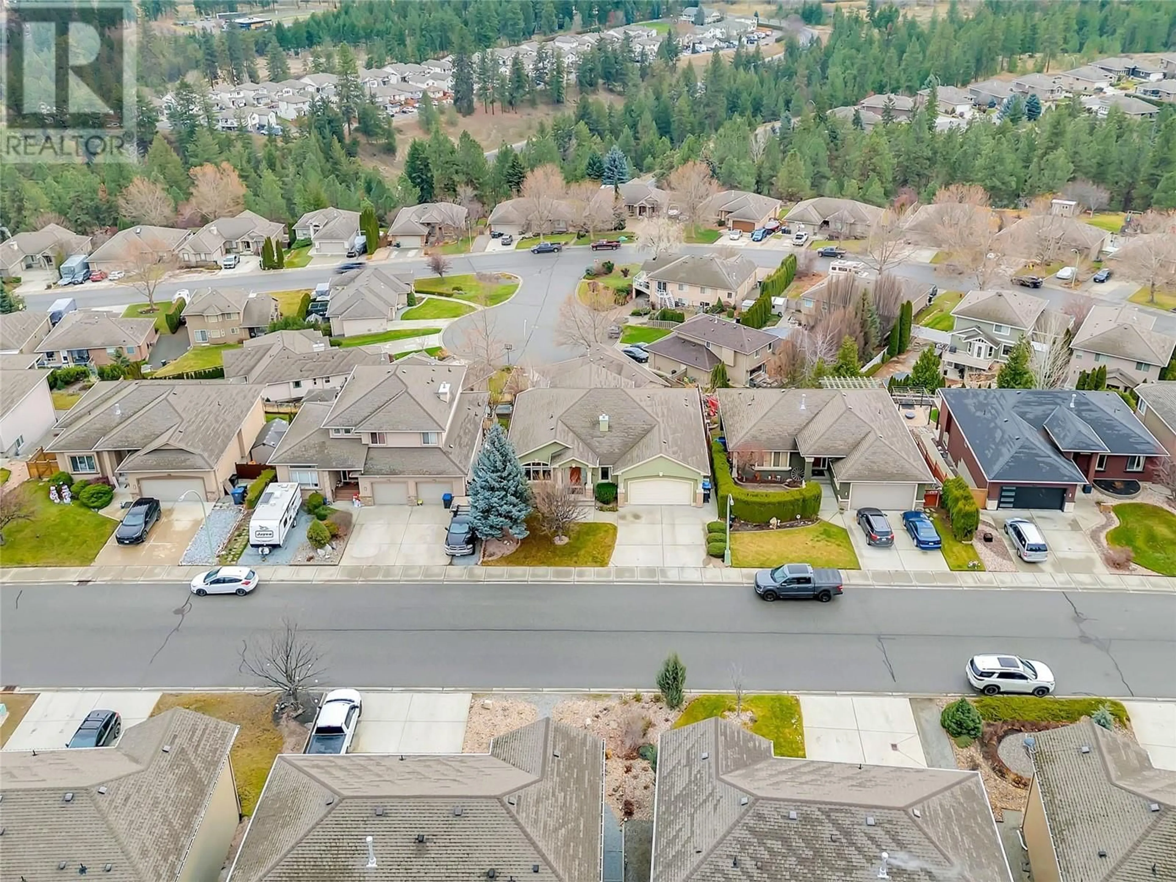 A pic from outside/outdoor area/front of a property/back of a property/a pic from drone, unknown for 2061 Spyglass Way, West Kelowna British Columbia V1Z3Z7