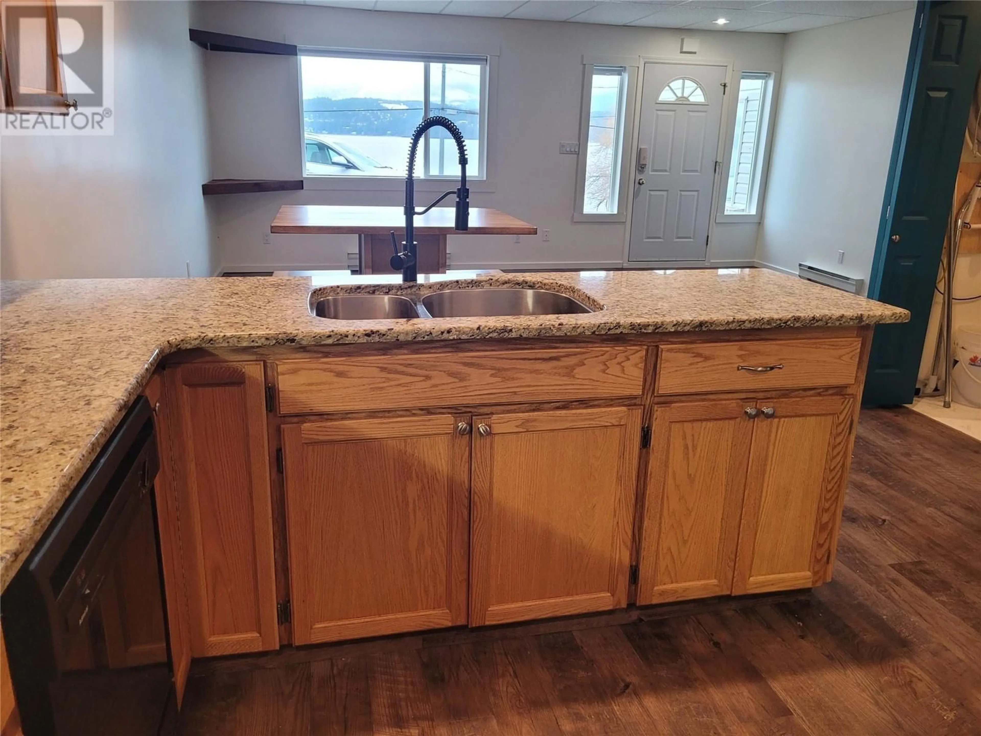 Standard kitchen, unknown for 3610 Eagle Bay Road Unit# D, Eagle Bay British Columbia V0E1T0