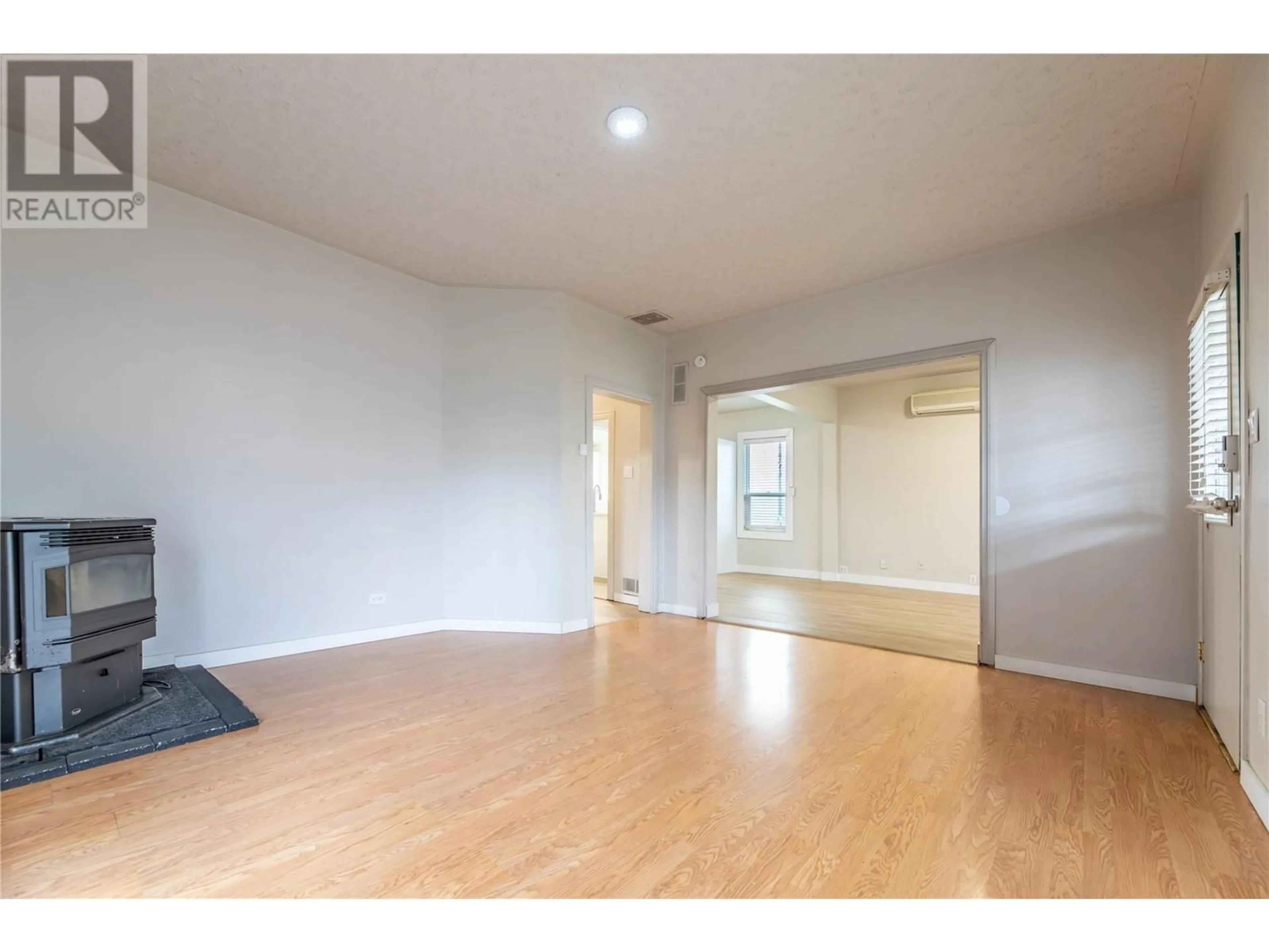 A pic of a room for 597 BURNS Street, Penticton British Columbia V2A4W9