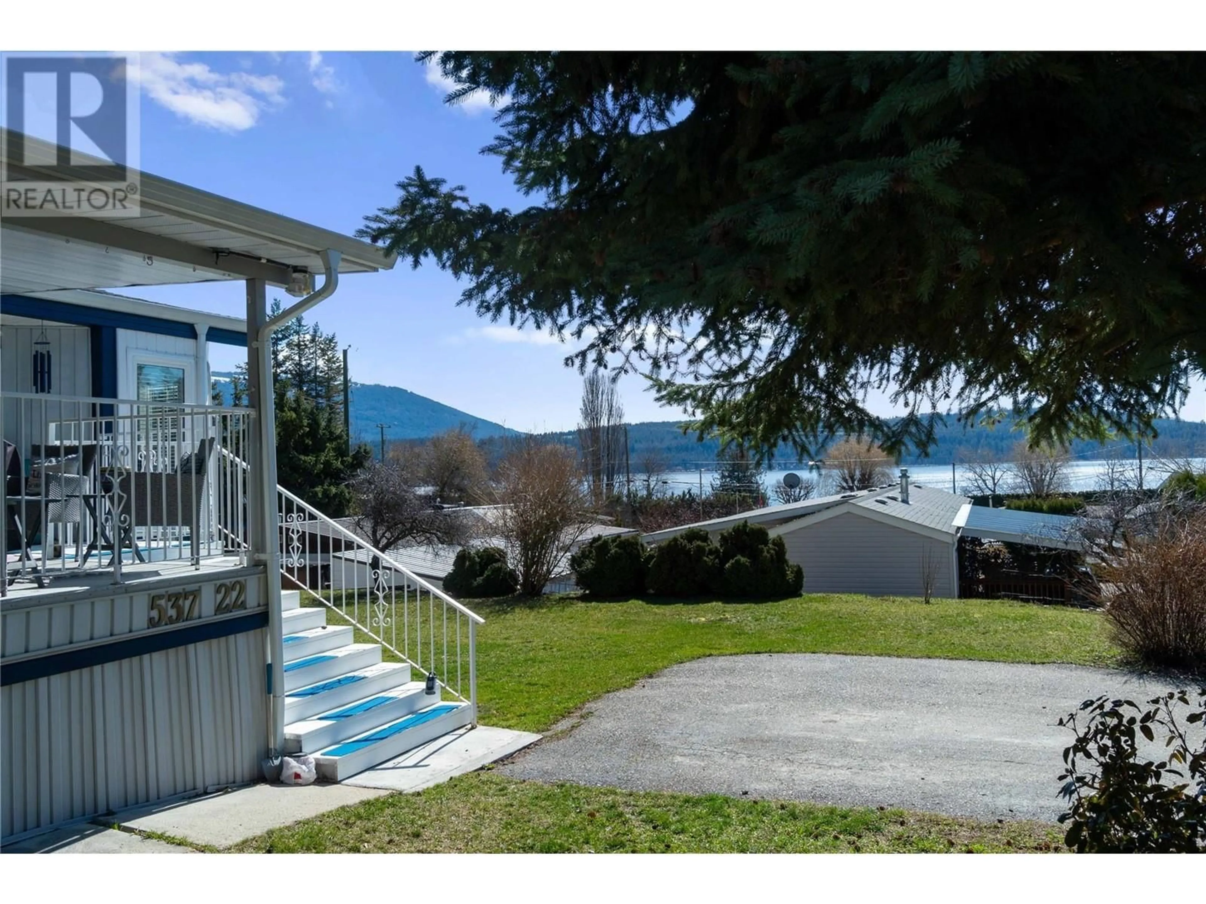 Patio, water/lake/river/ocean view for 537 Begbie Road Unit# 22, Tappen British Columbia V0E2X1