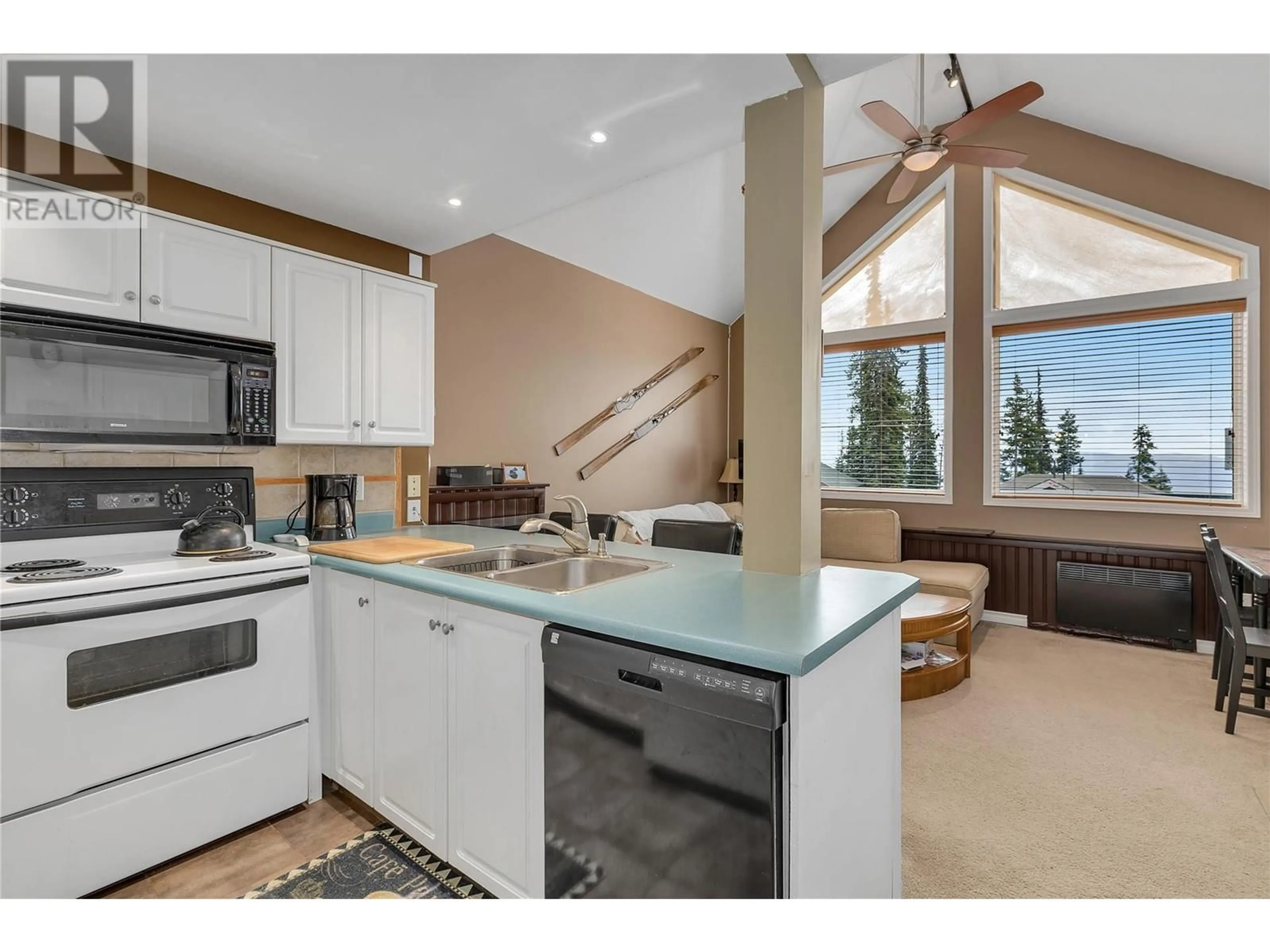 Open concept kitchen, unknown for 5965 D SNOWPINES CRESCENT, Big White British Columbia V1P1P3