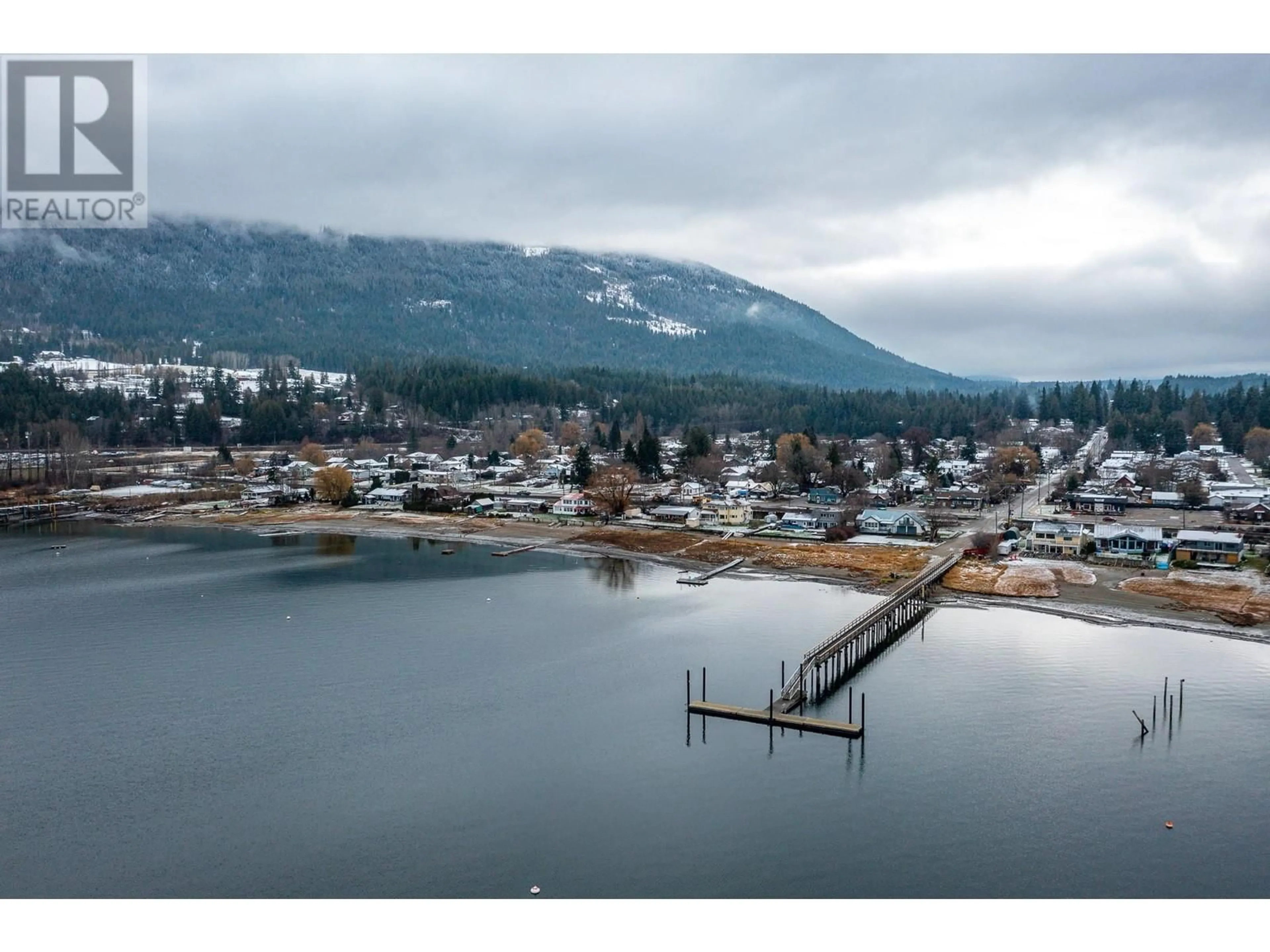 A pic from outside/outdoor area/front of a property/back of a property/a pic from drone, water/lake/river/ocean view for 5341 75 Avenue NE, Salmon Arm British Columbia V0E1K0