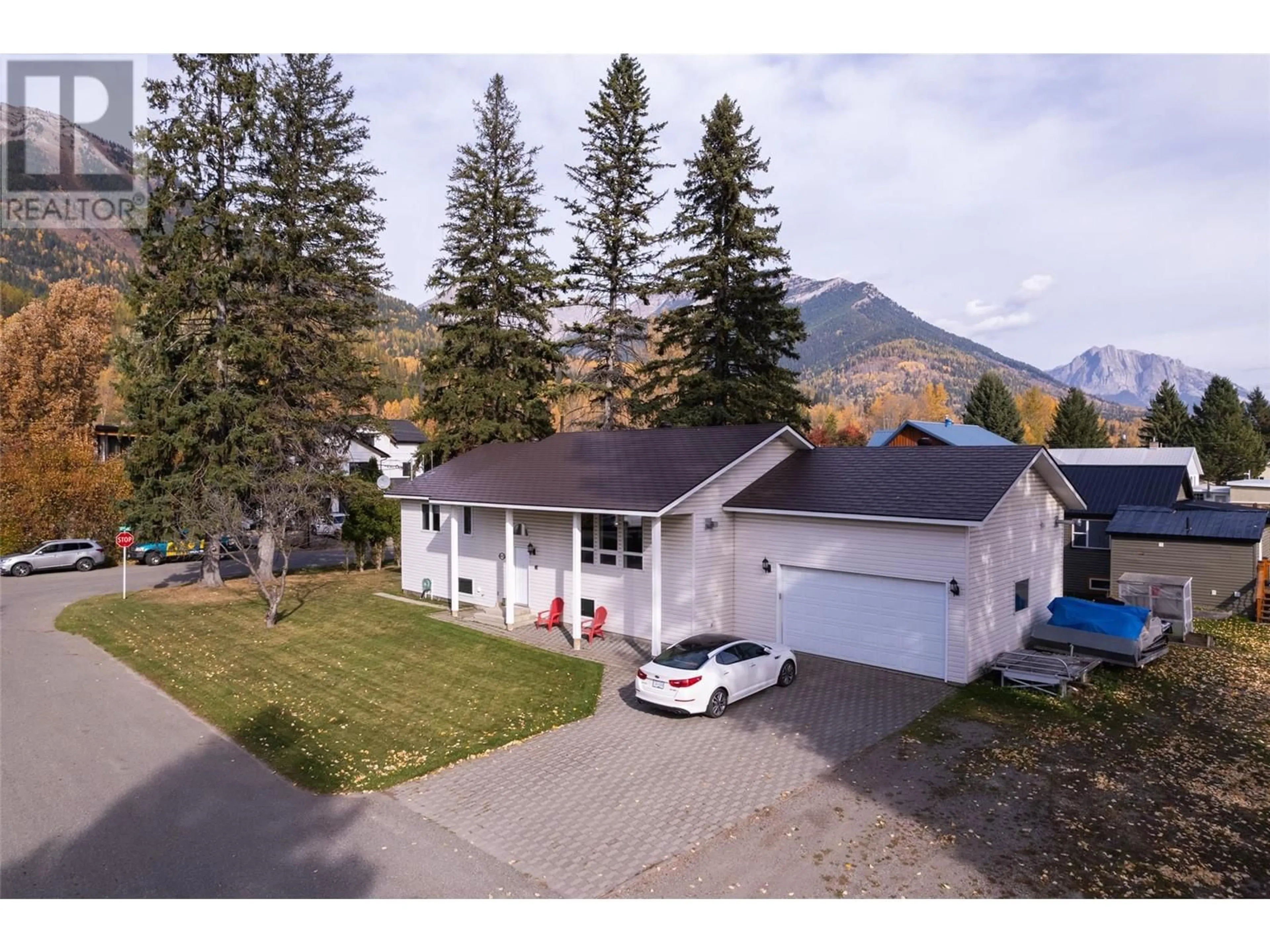 A pic from outside/outdoor area/front of a property/back of a property/a pic from drone, mountain view for 802 11th Avenue, Fernie British Columbia V0B1M0