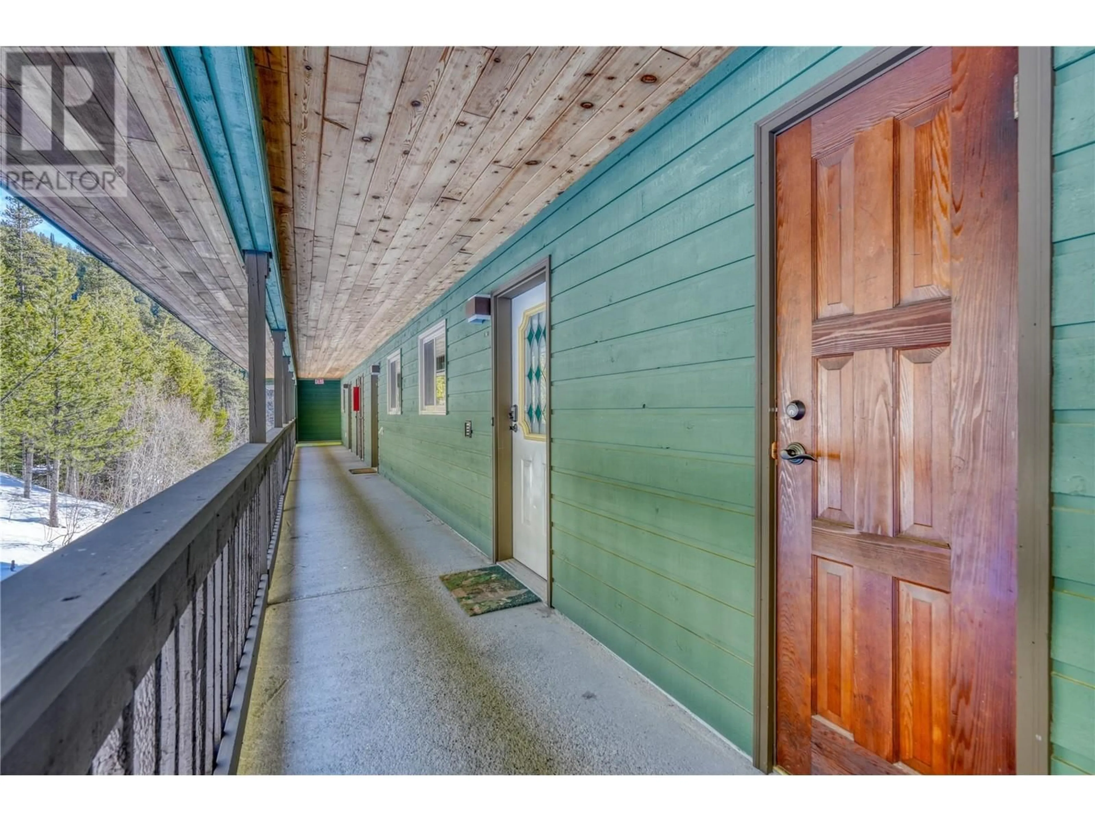 Indoor entryway for 225 CLEARVIEW Road Unit# 911, Apex Mountain British Columbia V0H1K0