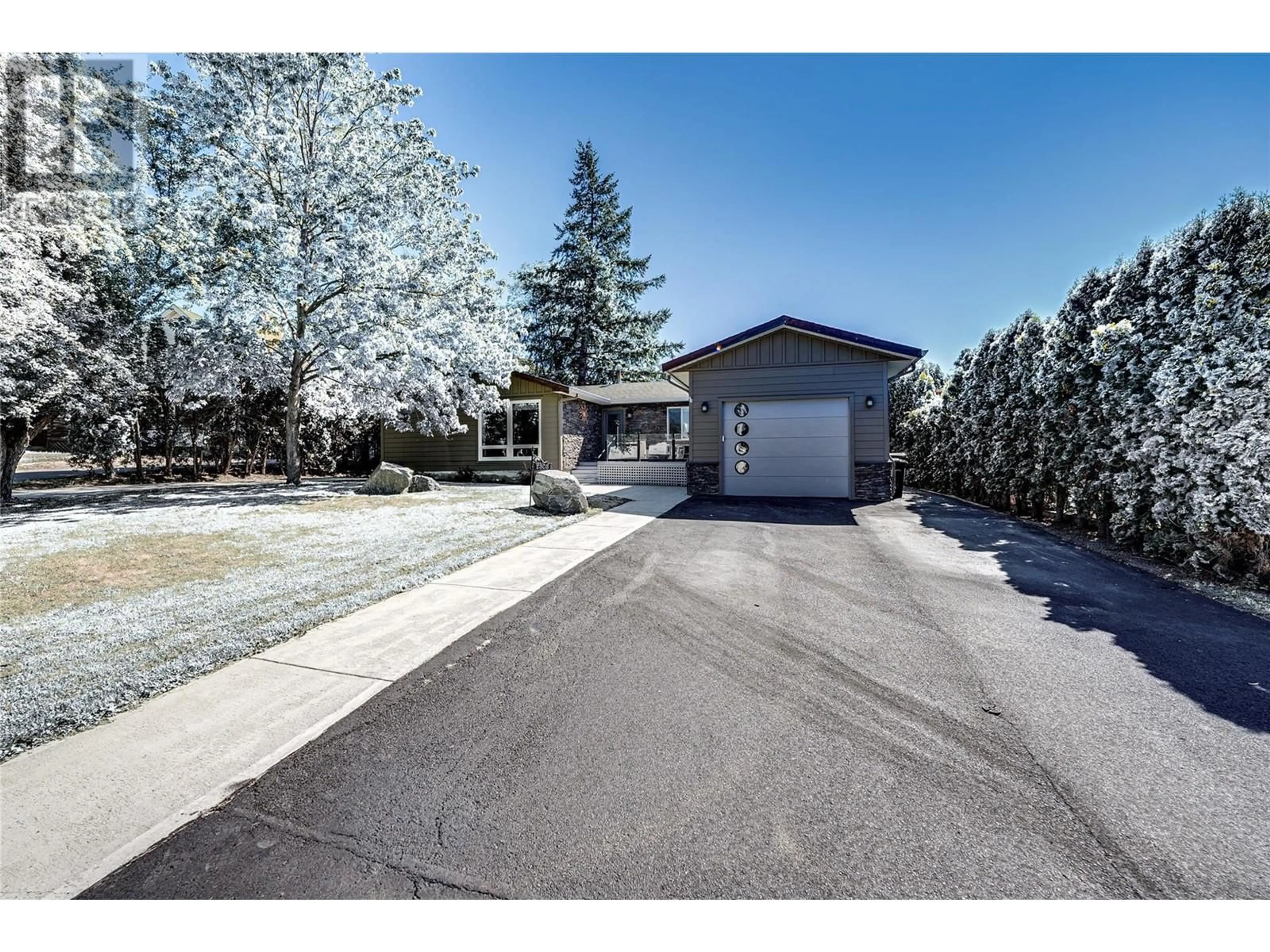 A pic from outside/outdoor area/front of a property/back of a property/a pic from drone, street for 2303 19 Street, Vernon British Columbia V1T4B3