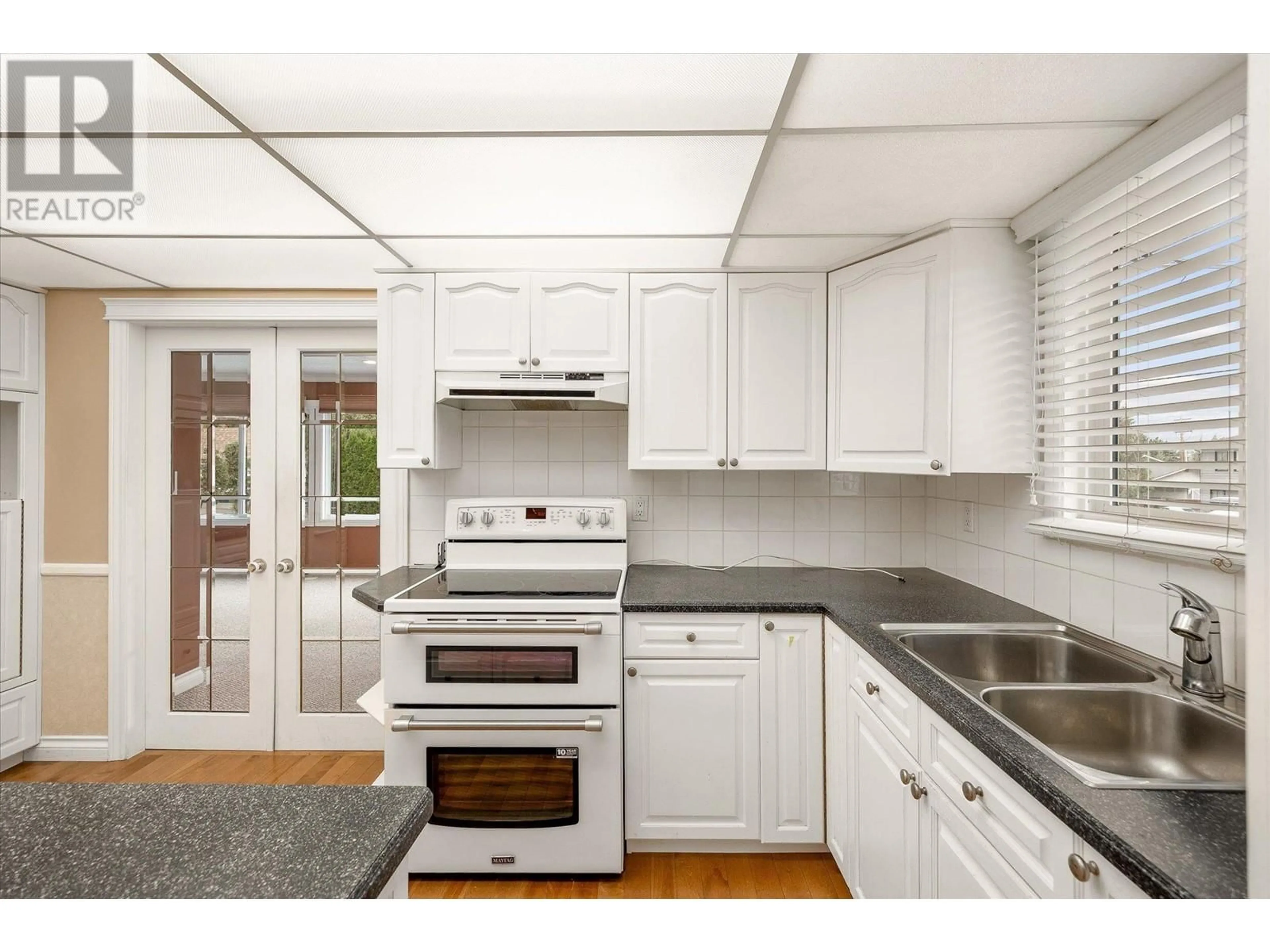 Standard kitchen, unknown for 717 SCHAFER ROAD, Kelowna British Columbia V1W1E9