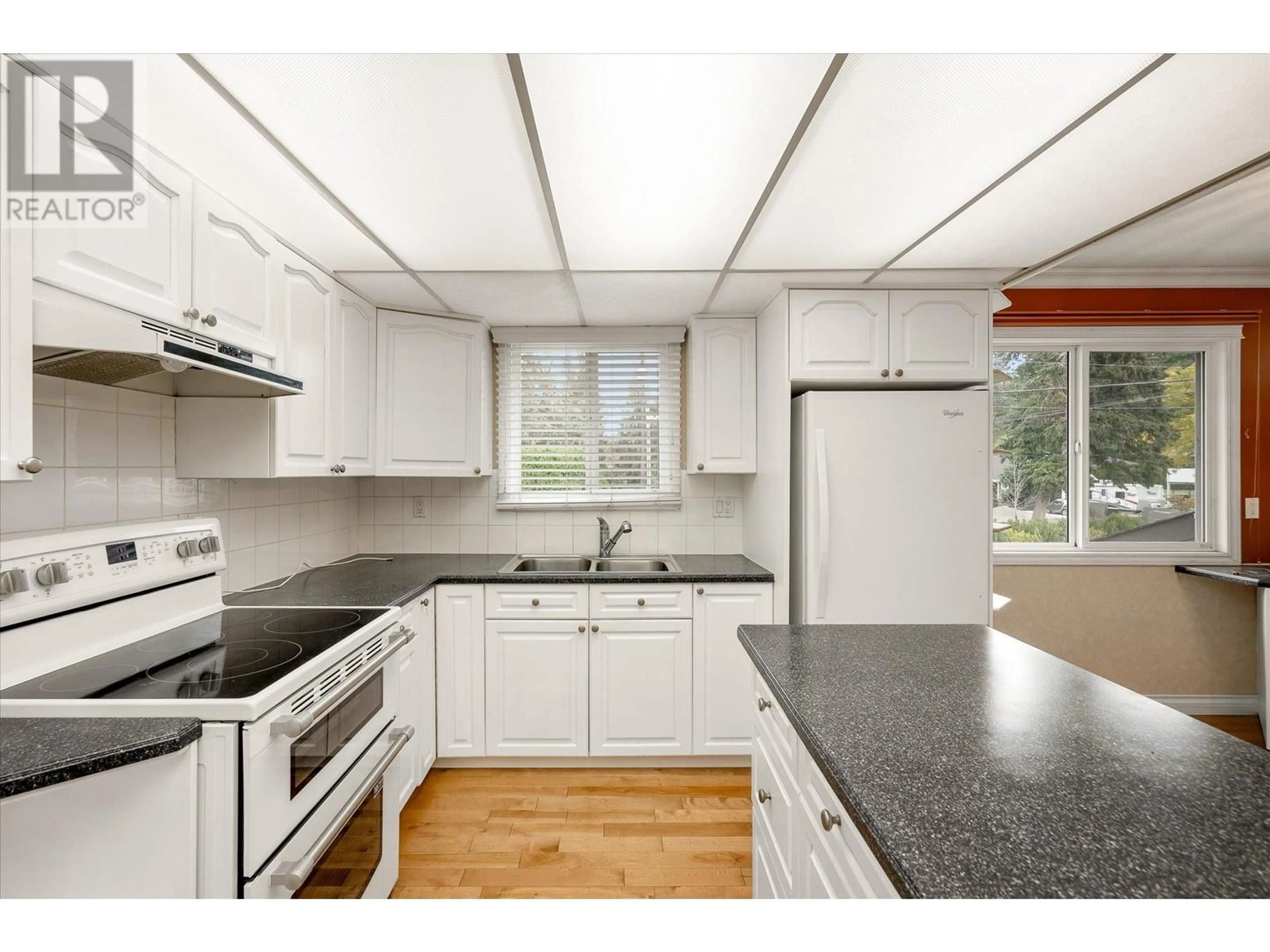 Standard kitchen, unknown for 717 SCHAFER ROAD, Kelowna British Columbia V1W1E9
