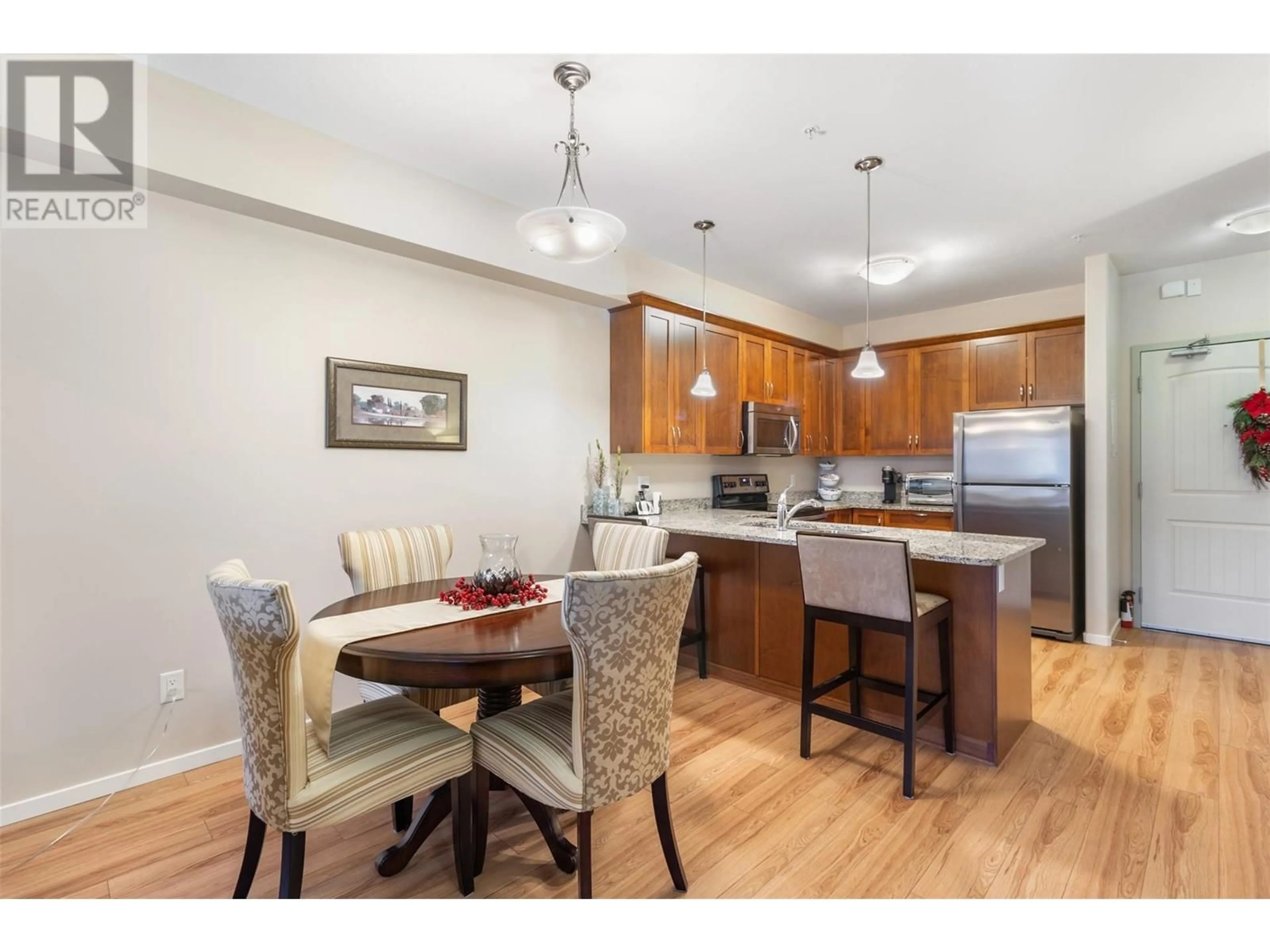 Open concept kitchen, wood/laminate floor for 689 TRANQUILLE Road Unit# 225, Kamloops British Columbia V2B4H2