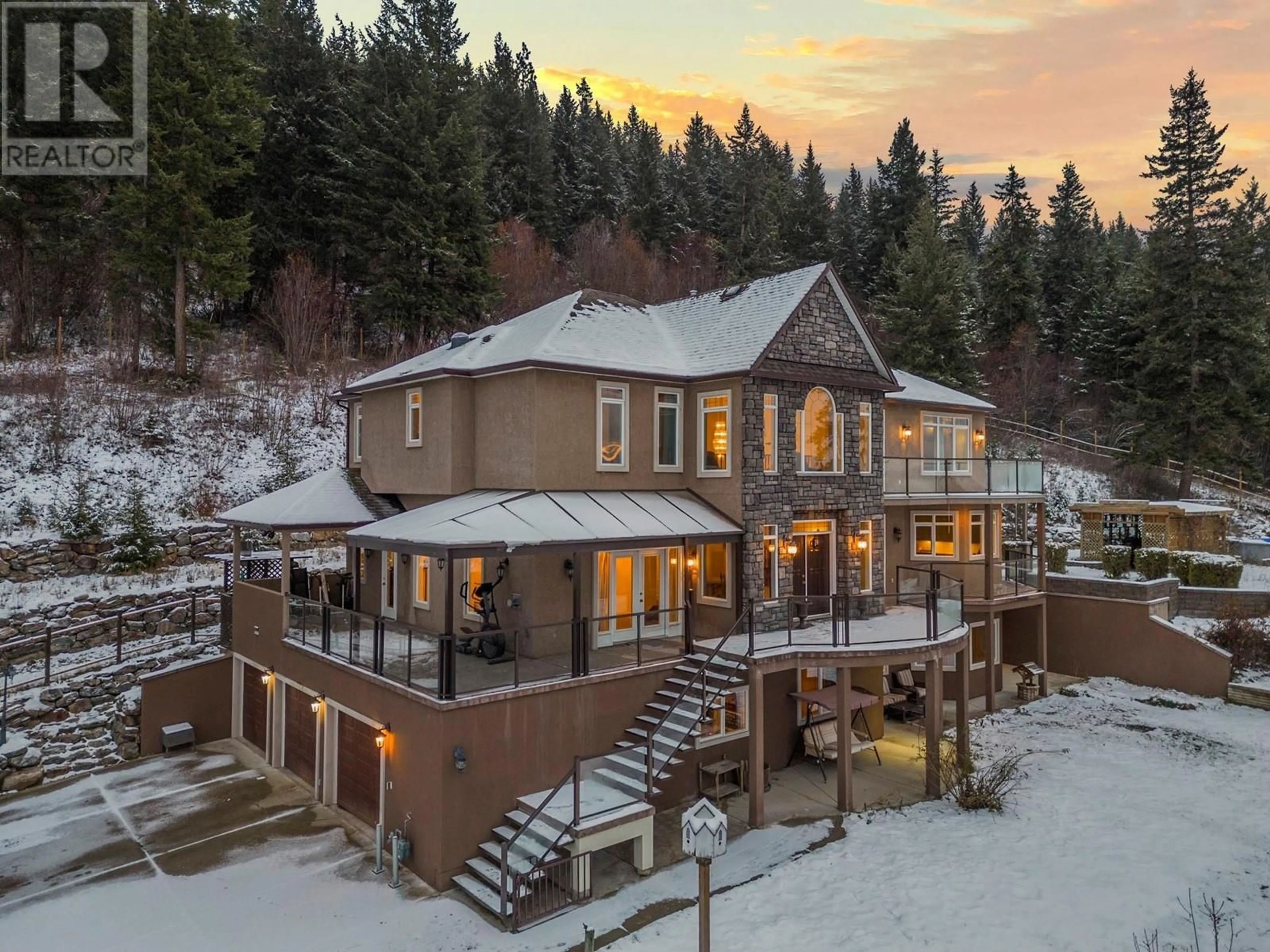 A pic from outside/outdoor area/front of a property/back of a property/a pic from drone, mountain view for 5475/5477 KINGSVIEW ROAD, Vernon British Columbia V1B3J5