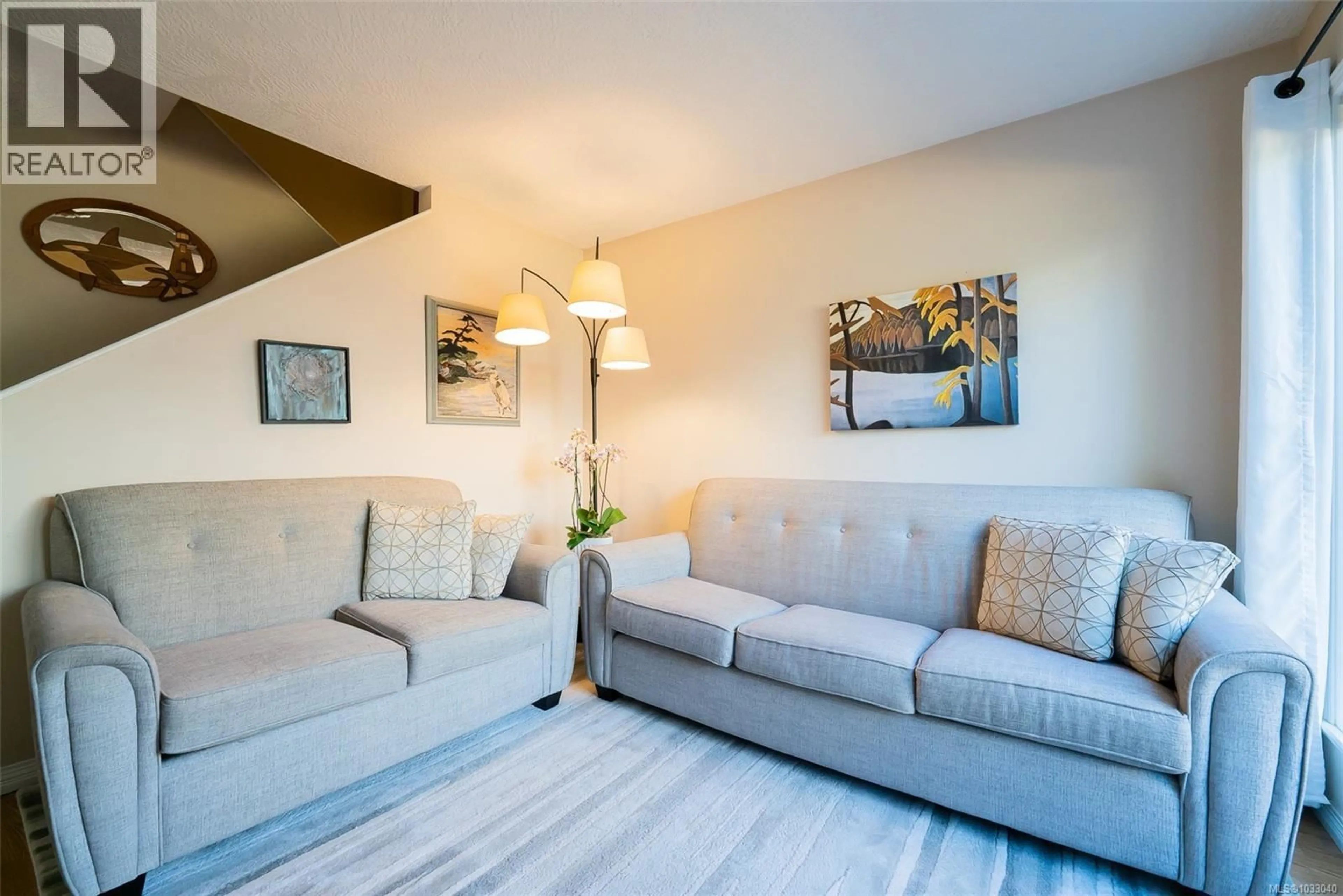 Living room with furniture, unknown for 1658 CREEKSIDE DRIVE, Nanaimo British Columbia V9S5V8