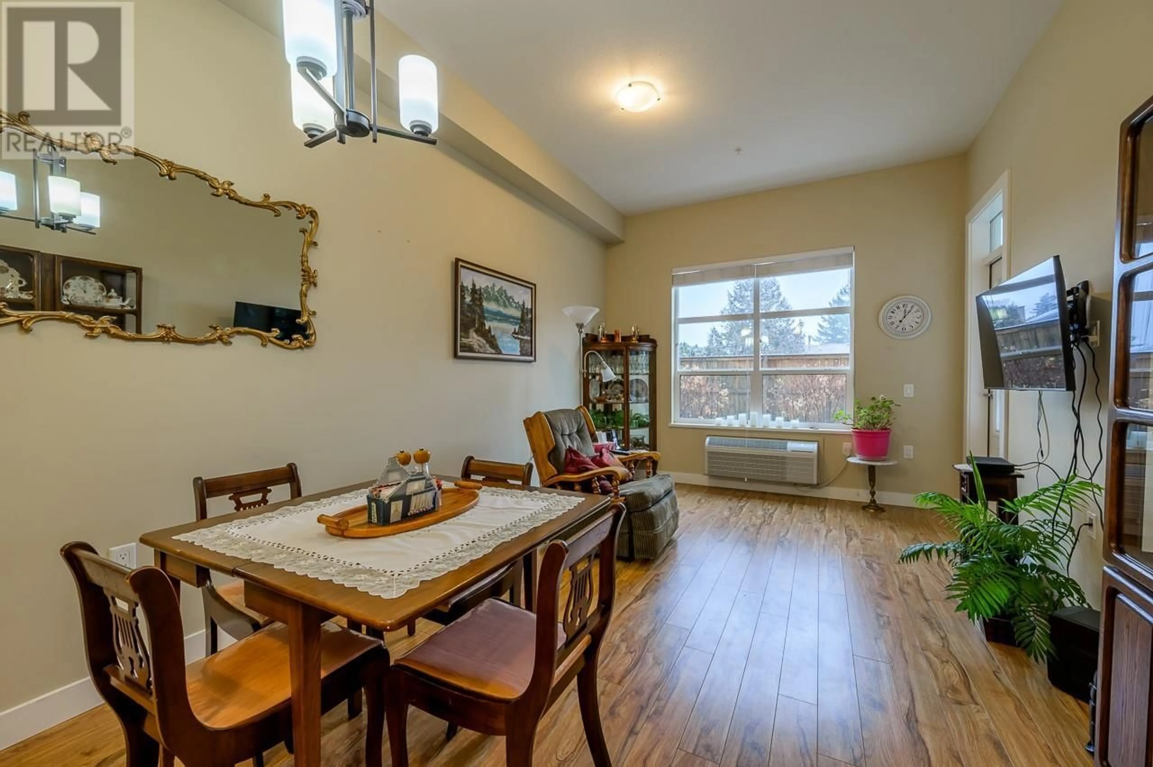 Dining room, wood/laminate floor for 755 Mayfair Street Unit# 110, Kamloops British Columbia V2B5L7