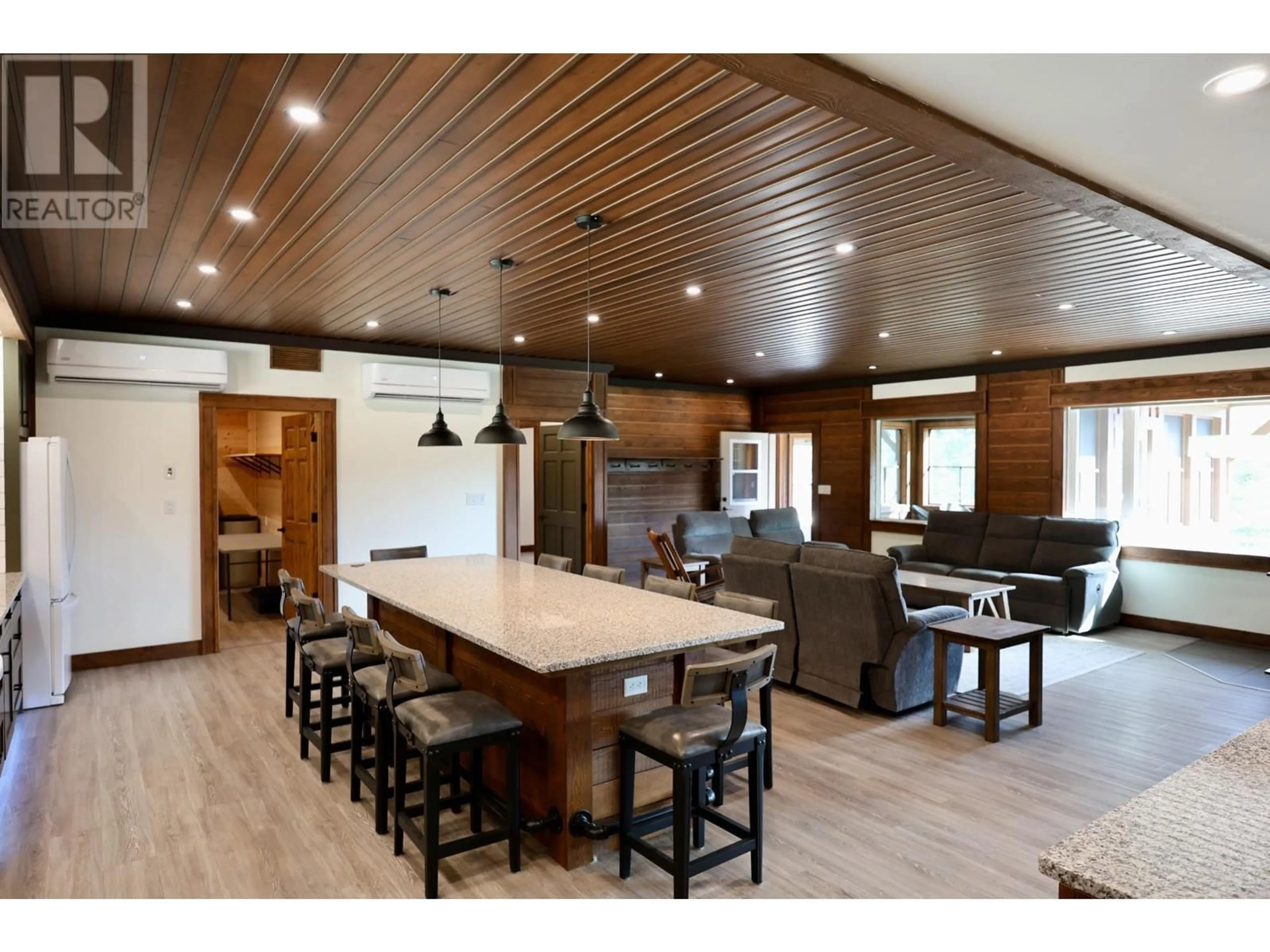 Open concept kitchen, wood/laminate floor for 4975 CASTLEDALE VIEW ESTATES Road, Golden British Columbia V0A1L0