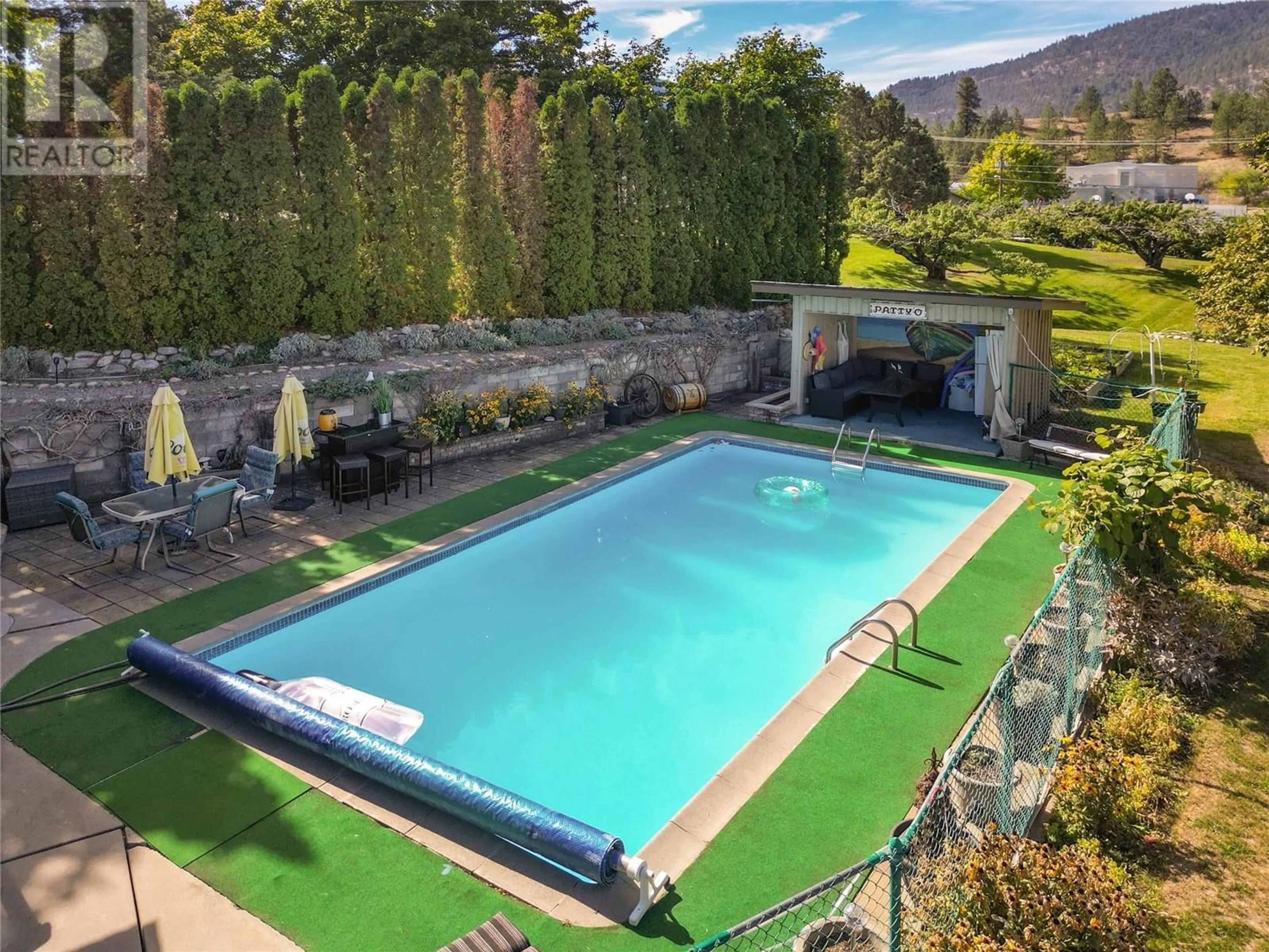 Pool for 903 Newton Drive, Penticton British Columbia V2A8Z4