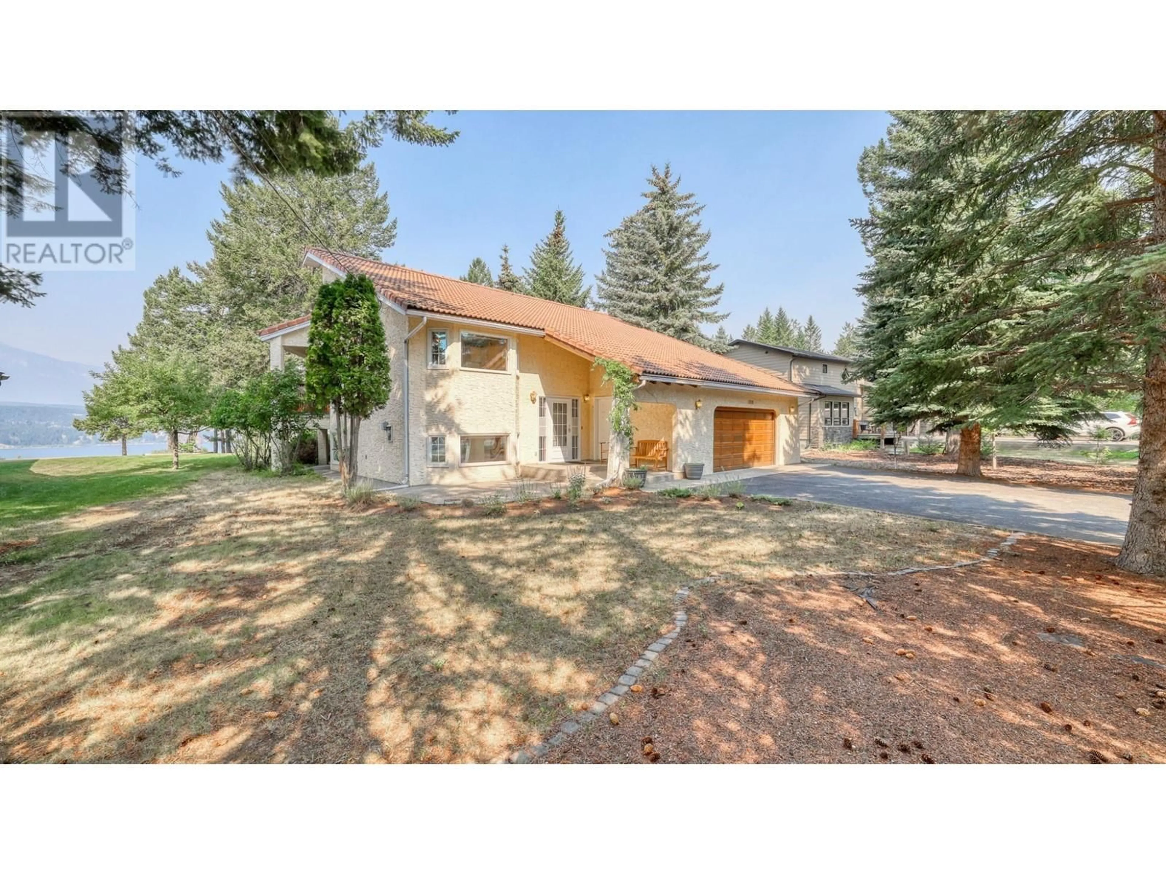 A pic from outside/outdoor area/front of a property/back of a property/a pic from drone, street for 1089 SCENIC Place, Windermere British Columbia V0B2L1