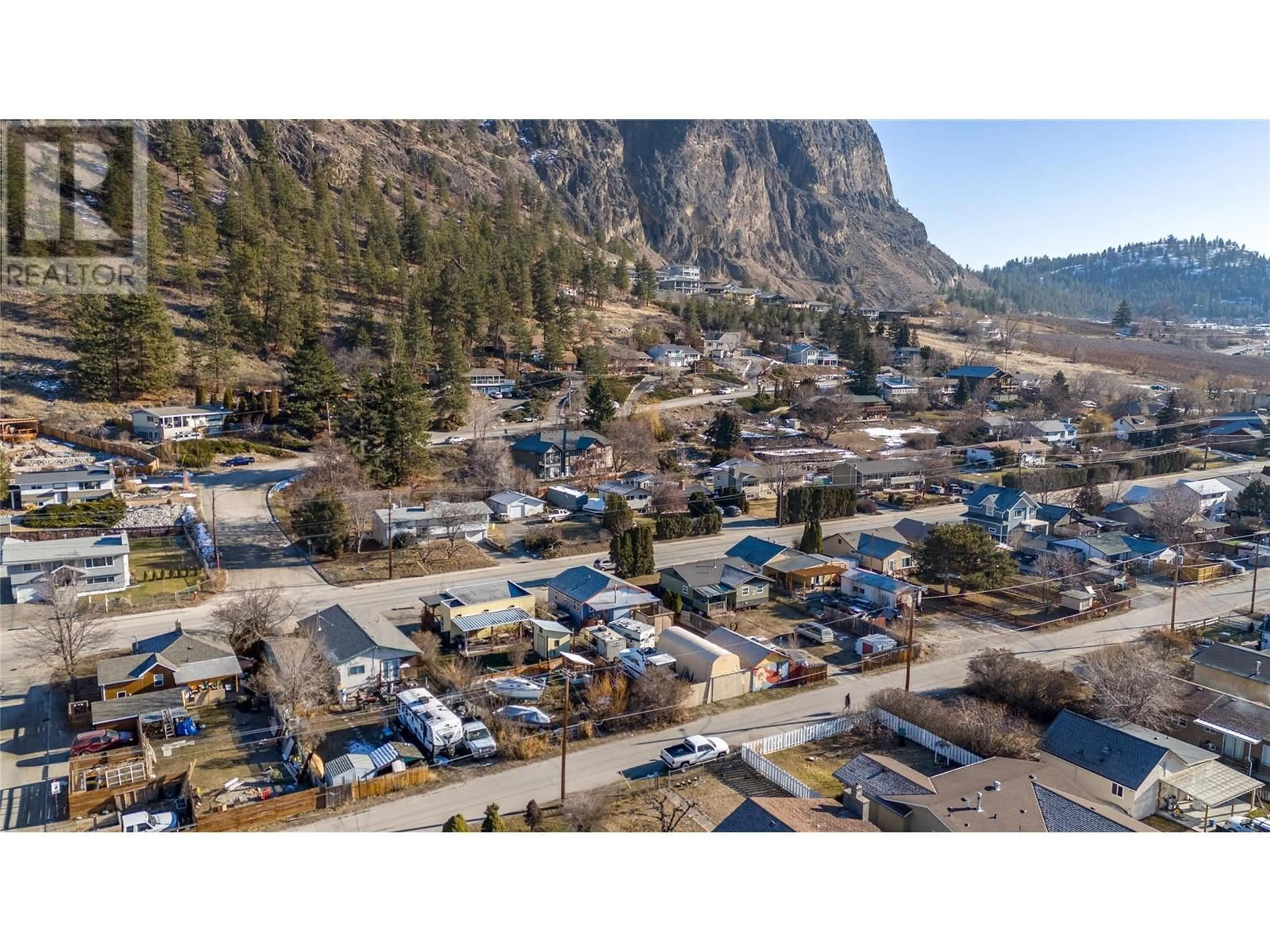 Floor plan for 11212 VICTORIA ROAD, Summerland British Columbia V0H1Z2