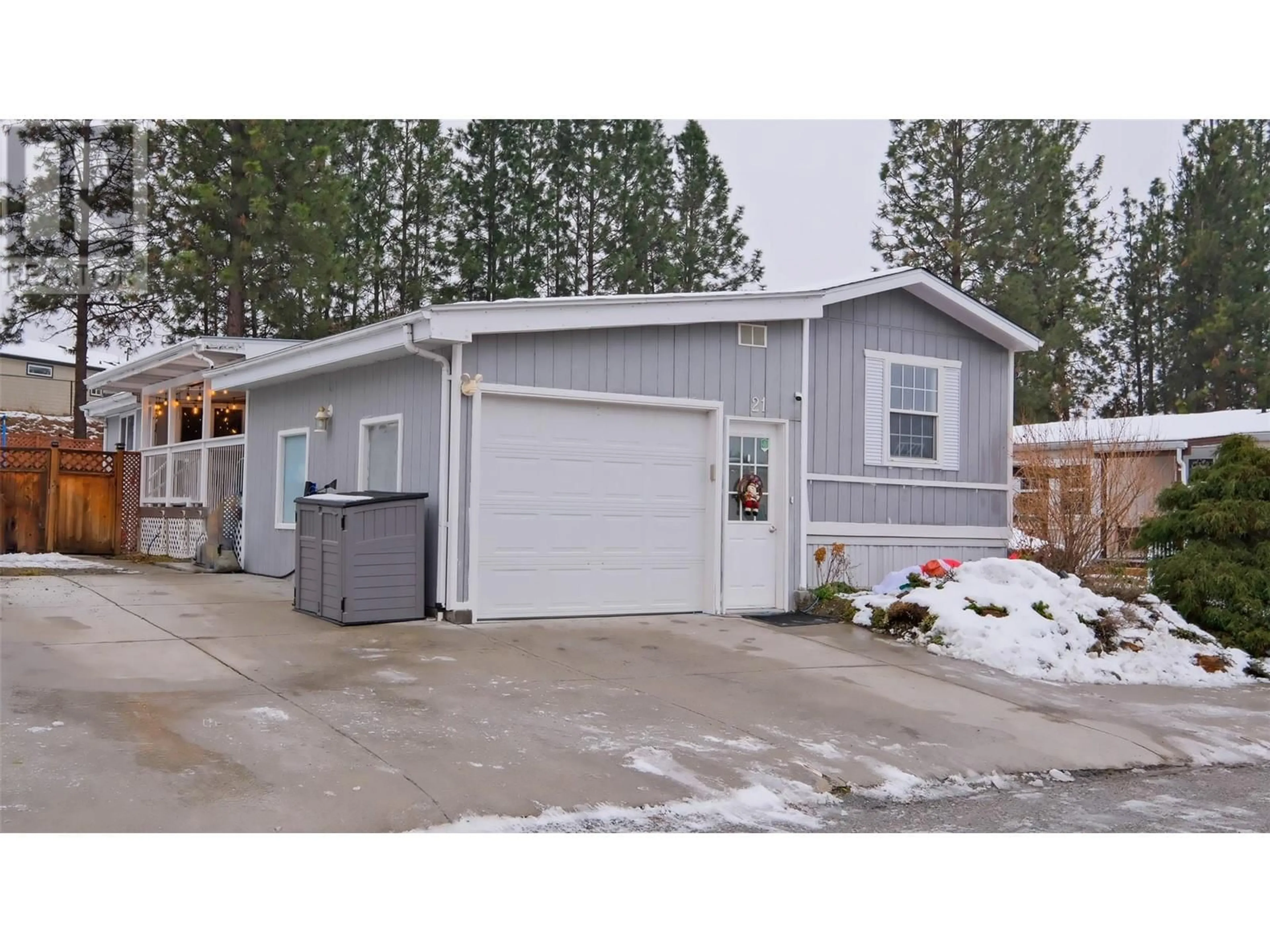 Indoor garage for 3225 Shannon Lake Road Unit# 21, West Kelowna British Columbia V4T2E2