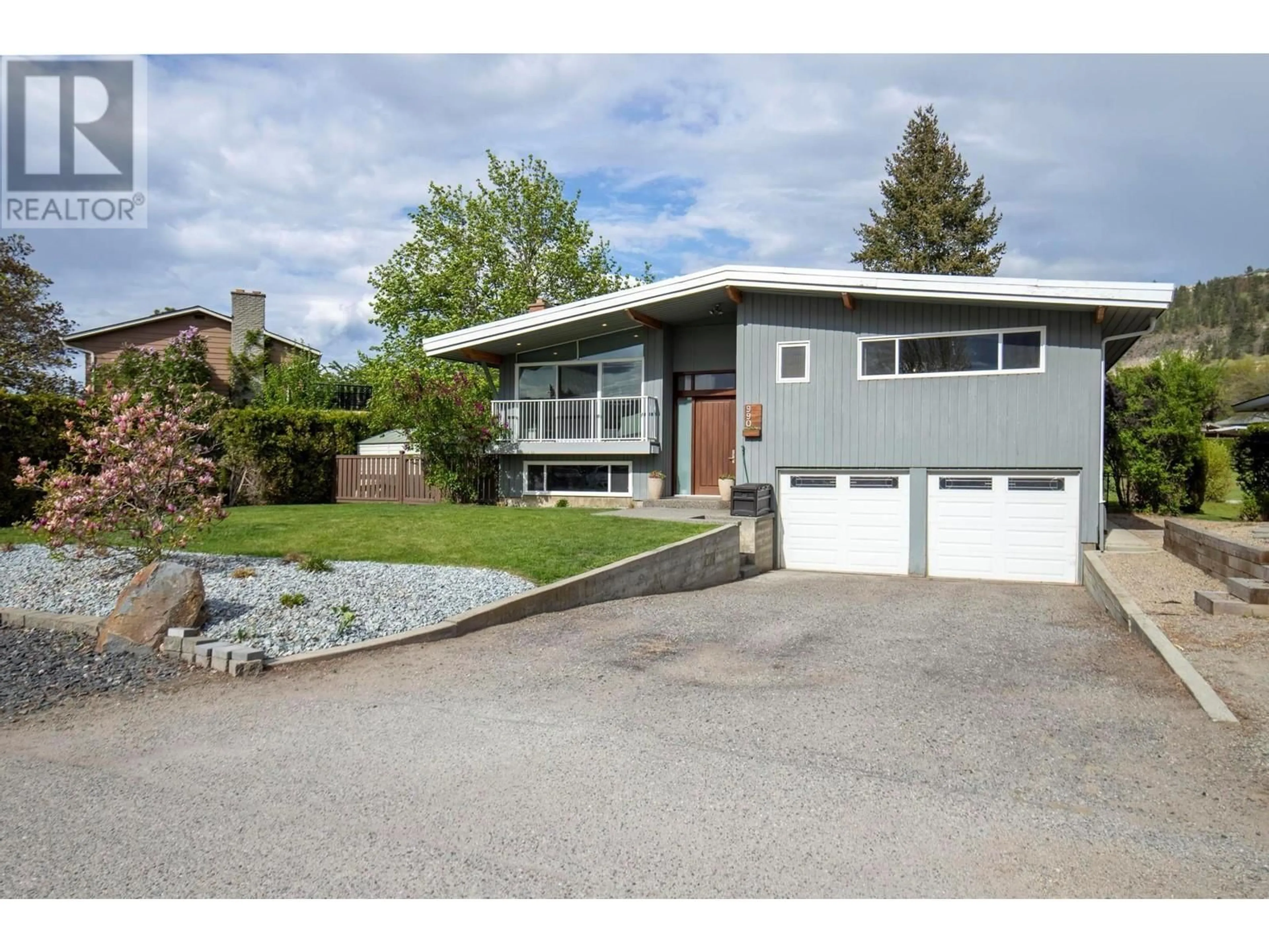 Unknown for 990 FAIRWAY CRESCENT, Kelowna British Columbia V1Y4S7