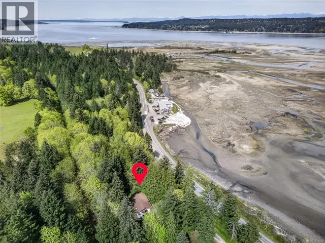 7191 ISLAND HIGHWAY, Fanny Bay 3