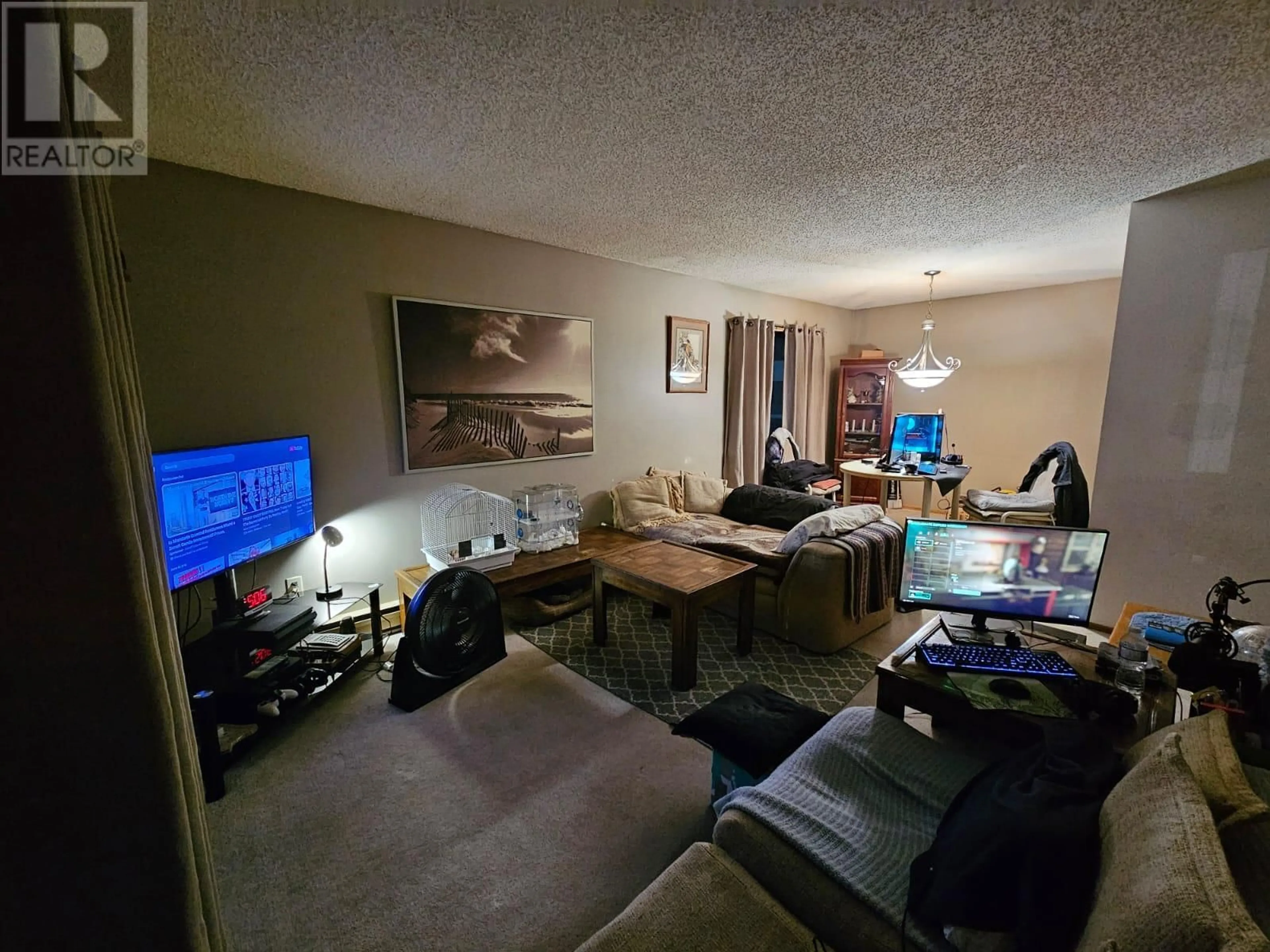A pic of a room for 202 185 CHAMBERLAIN CRESCENT, Tumbler Ridge British Columbia V0C2W0
