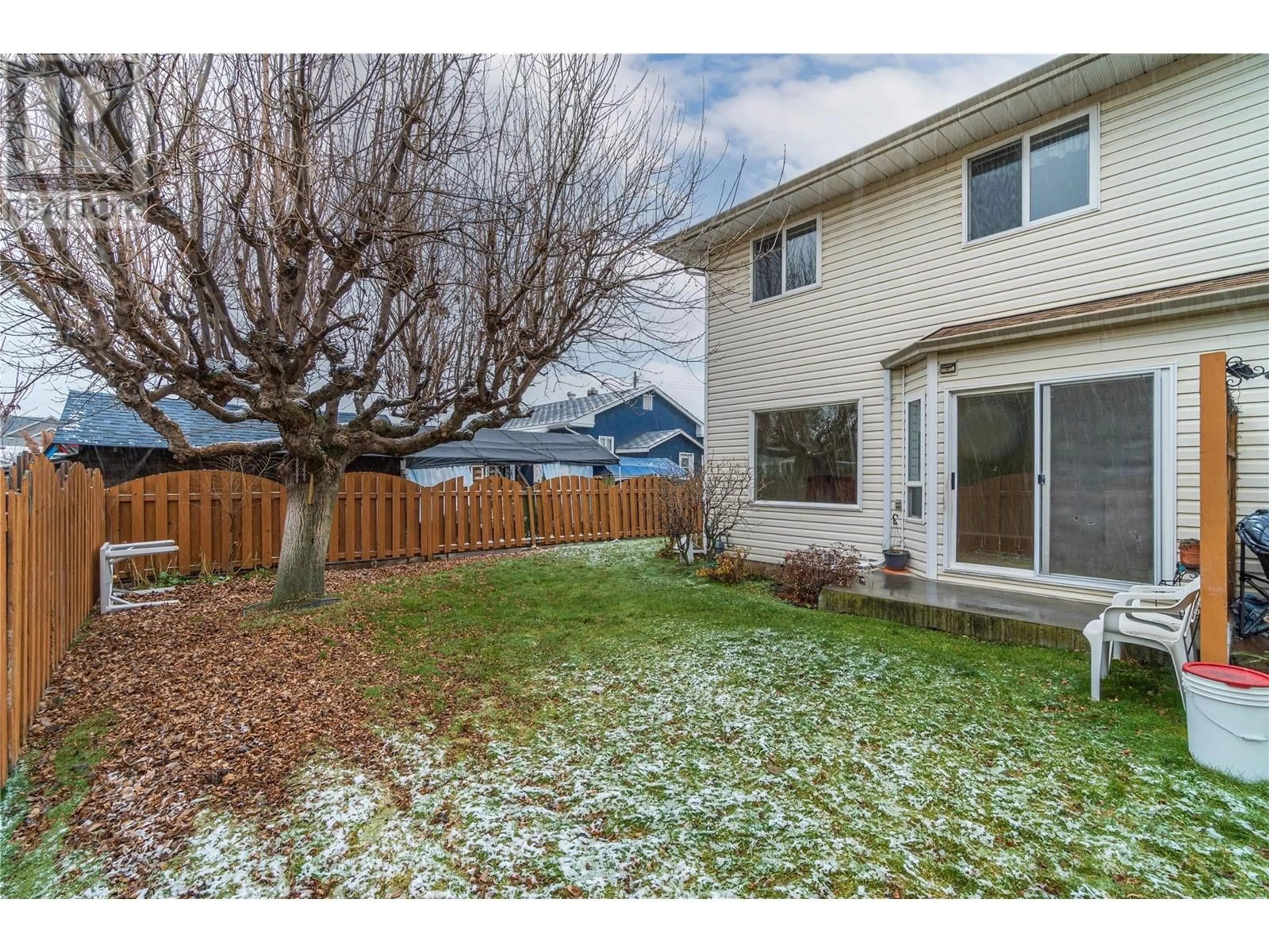 Patio, street for 115 Heather Street, Kamloops British Columbia V2B4C1