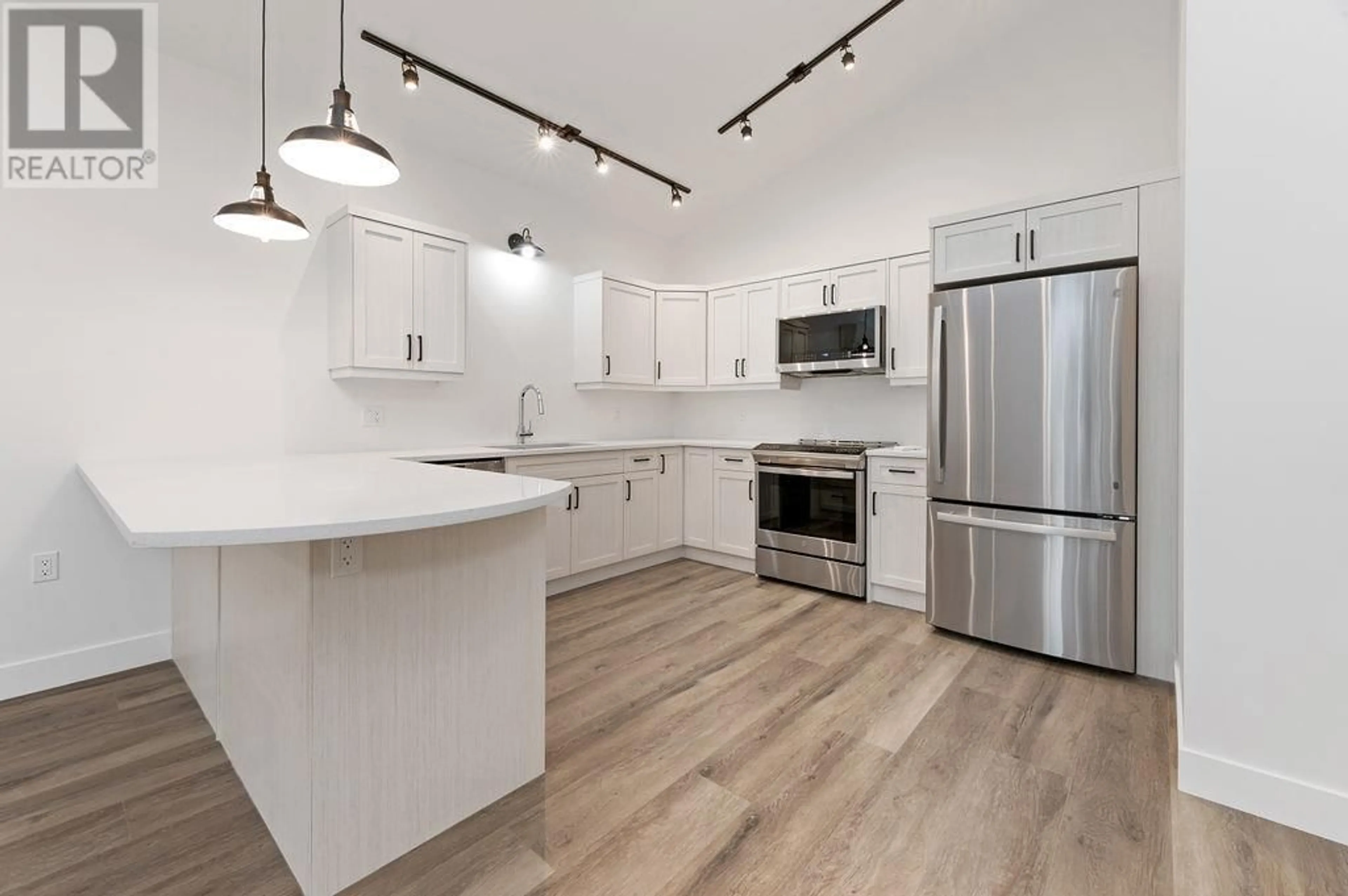 Open concept kitchen, unknown for 1306 ORCHARD LANE, Invermere British Columbia V0A1K4