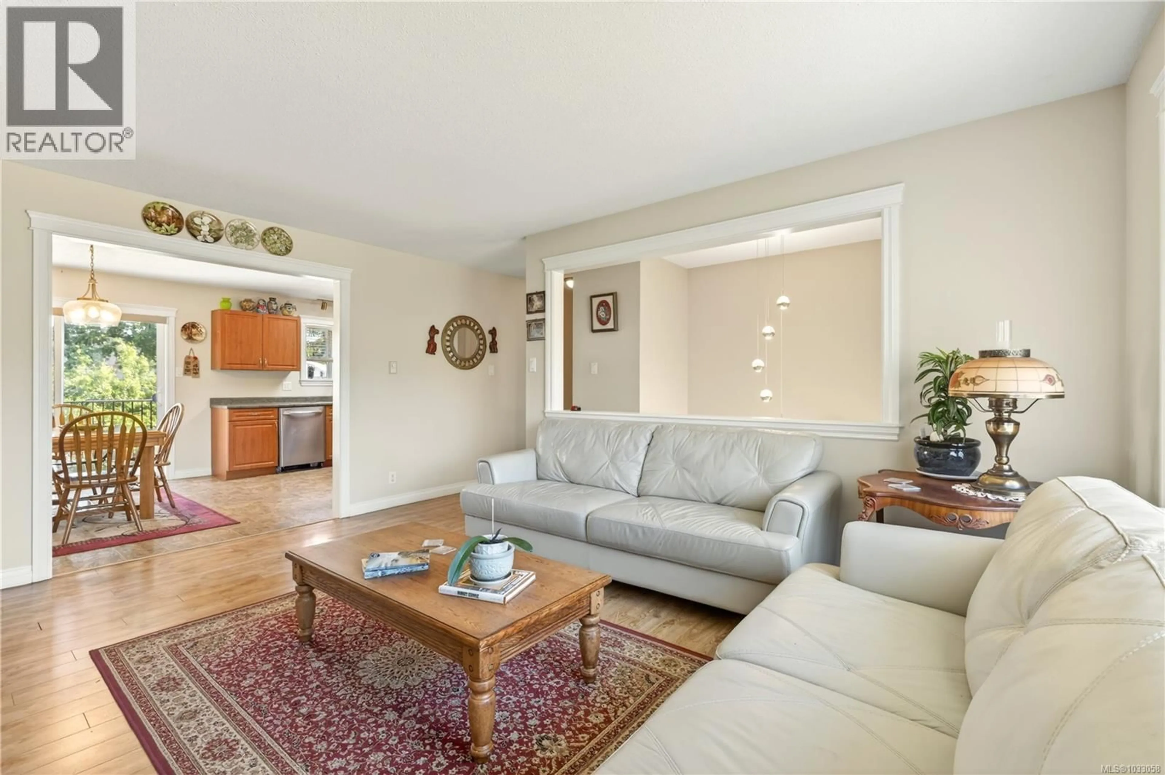 Living room with furniture, unknown for 441 DEERING STREET, Nanaimo British Columbia V9R6E5