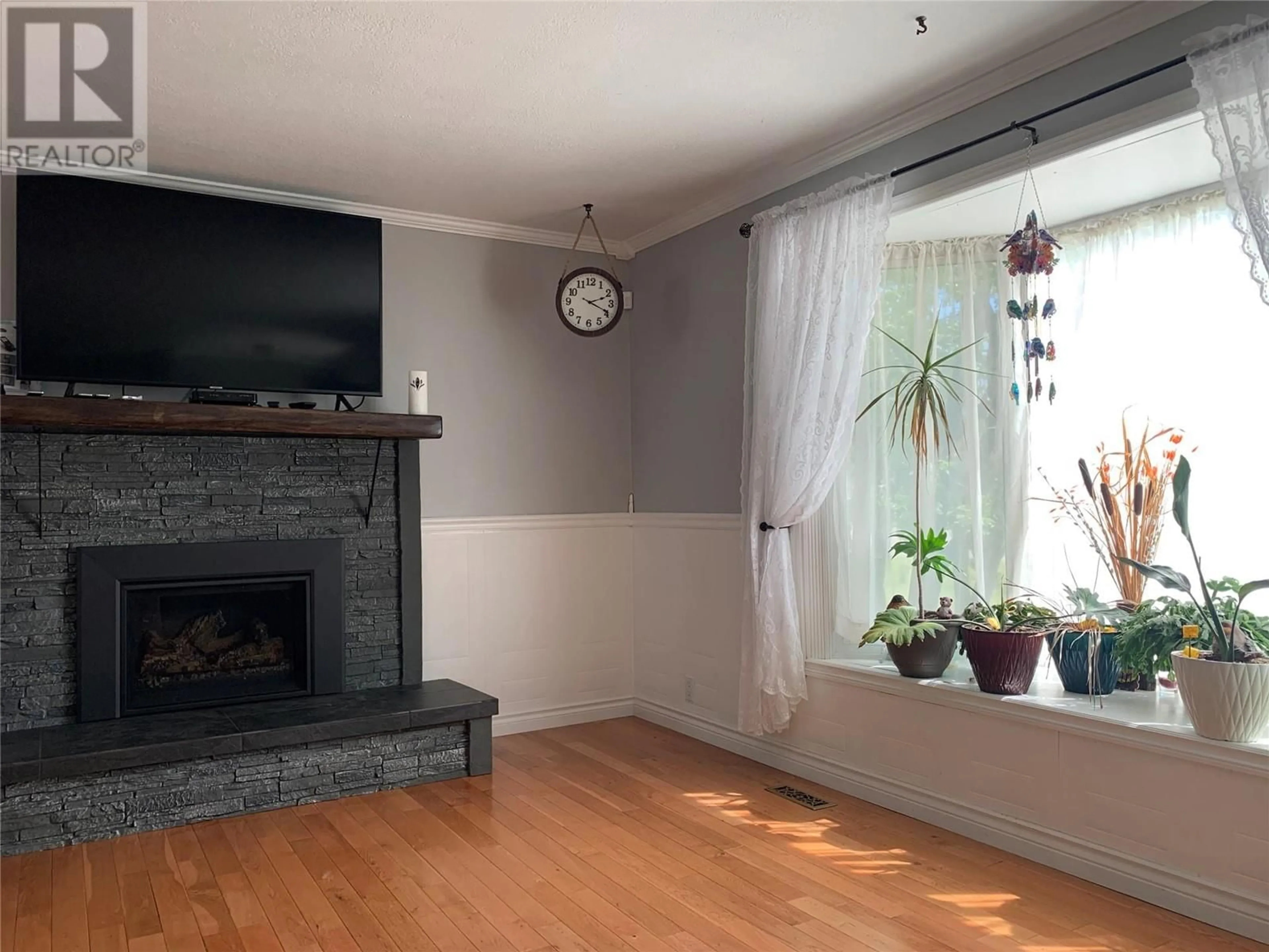 A pic of a room for 9437 6 STREET, Dawson Creek British Columbia V1G3L7