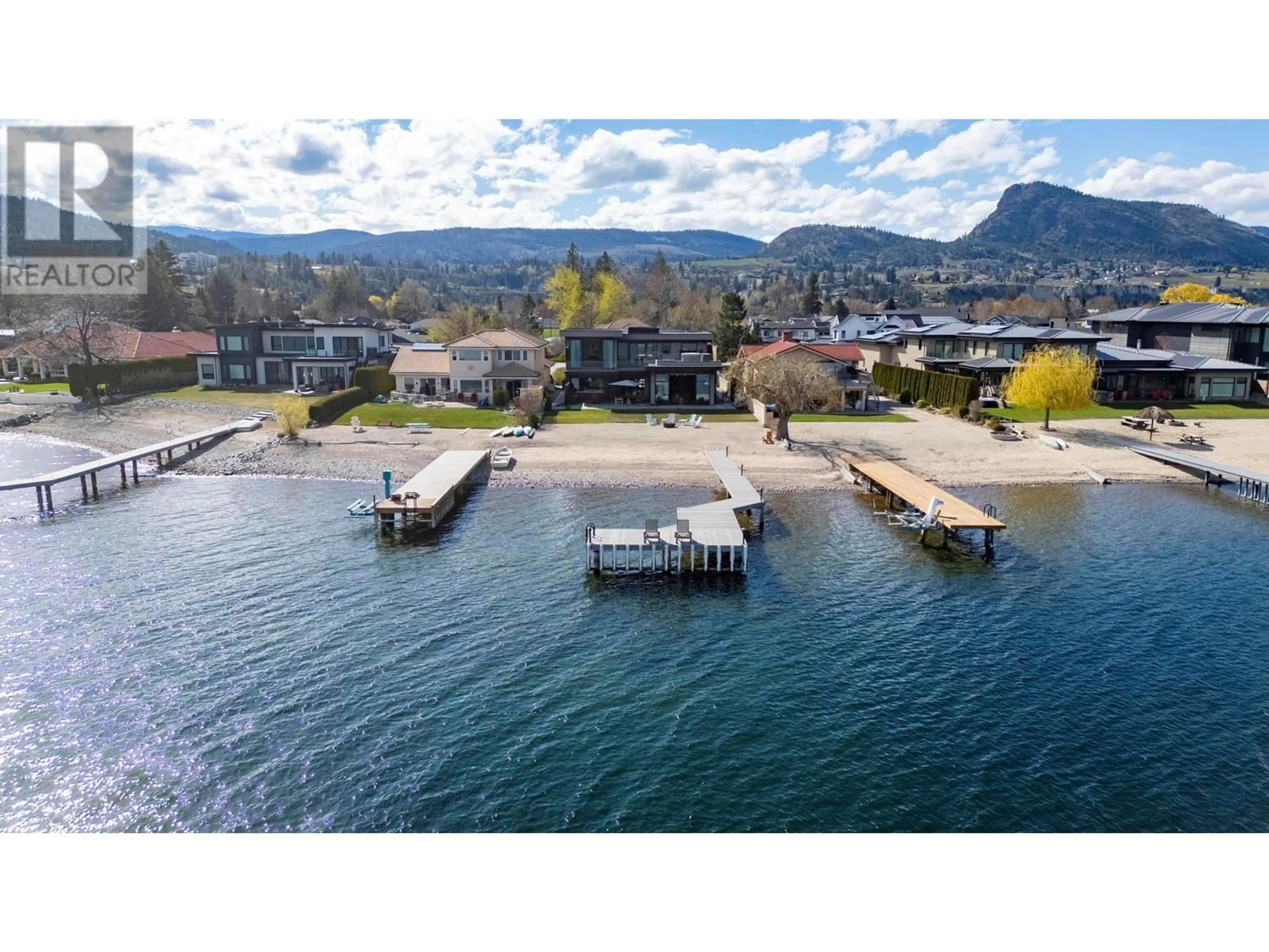 A pic from outside/outdoor area/front of a property/back of a property/a pic from drone, water/lake/river/ocean view for 5818 Dale Avenue, Summerland British Columbia V0H1Z9