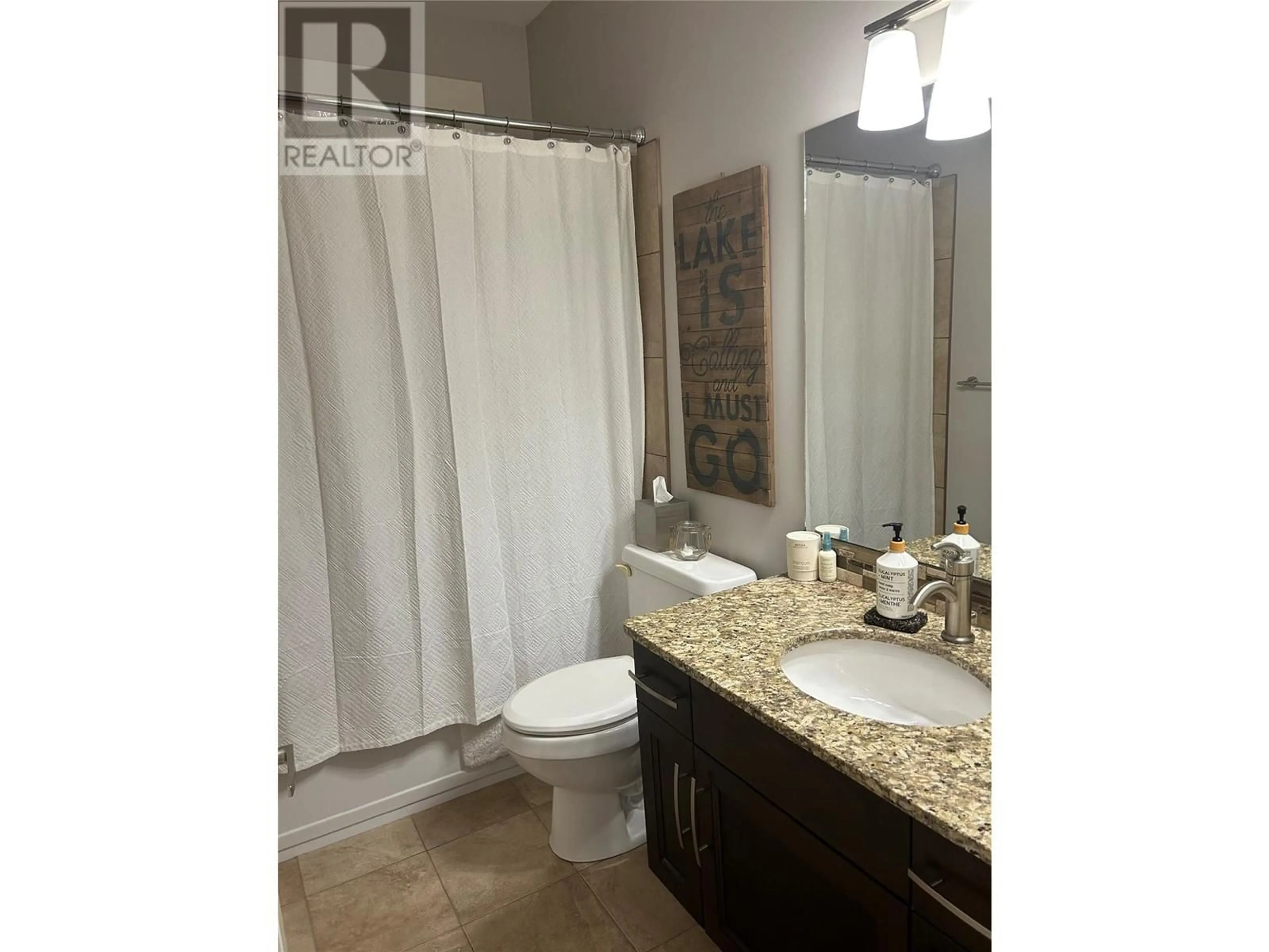 Standard bathroom, ceramic/tile floor for 12686 Cliffshore Drive, Lake Country British Columbia V4V2P6