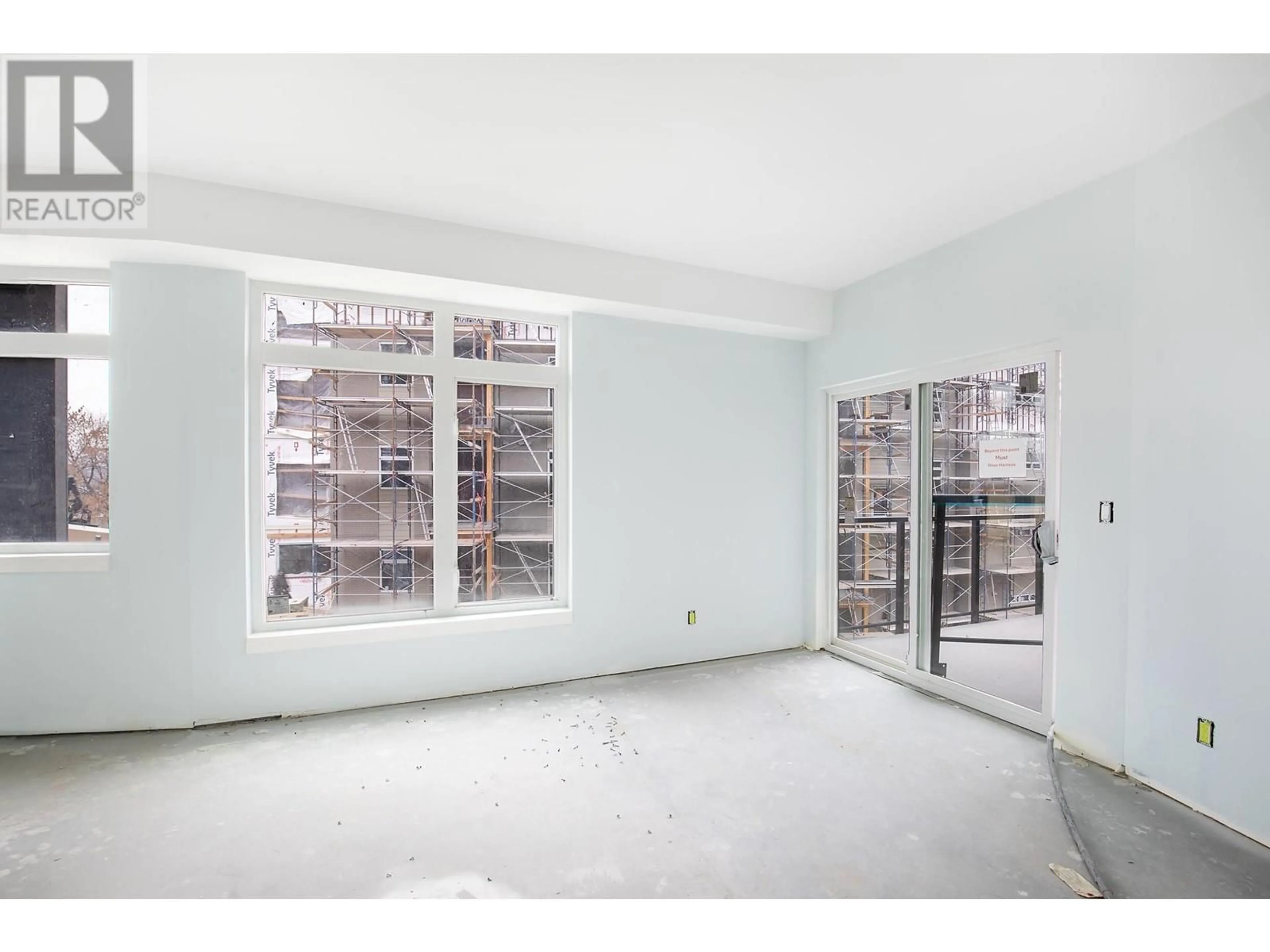 A pic of a room for 201 - 207 ROYAL AVENUE, Kamloops British Columbia V2H1T7