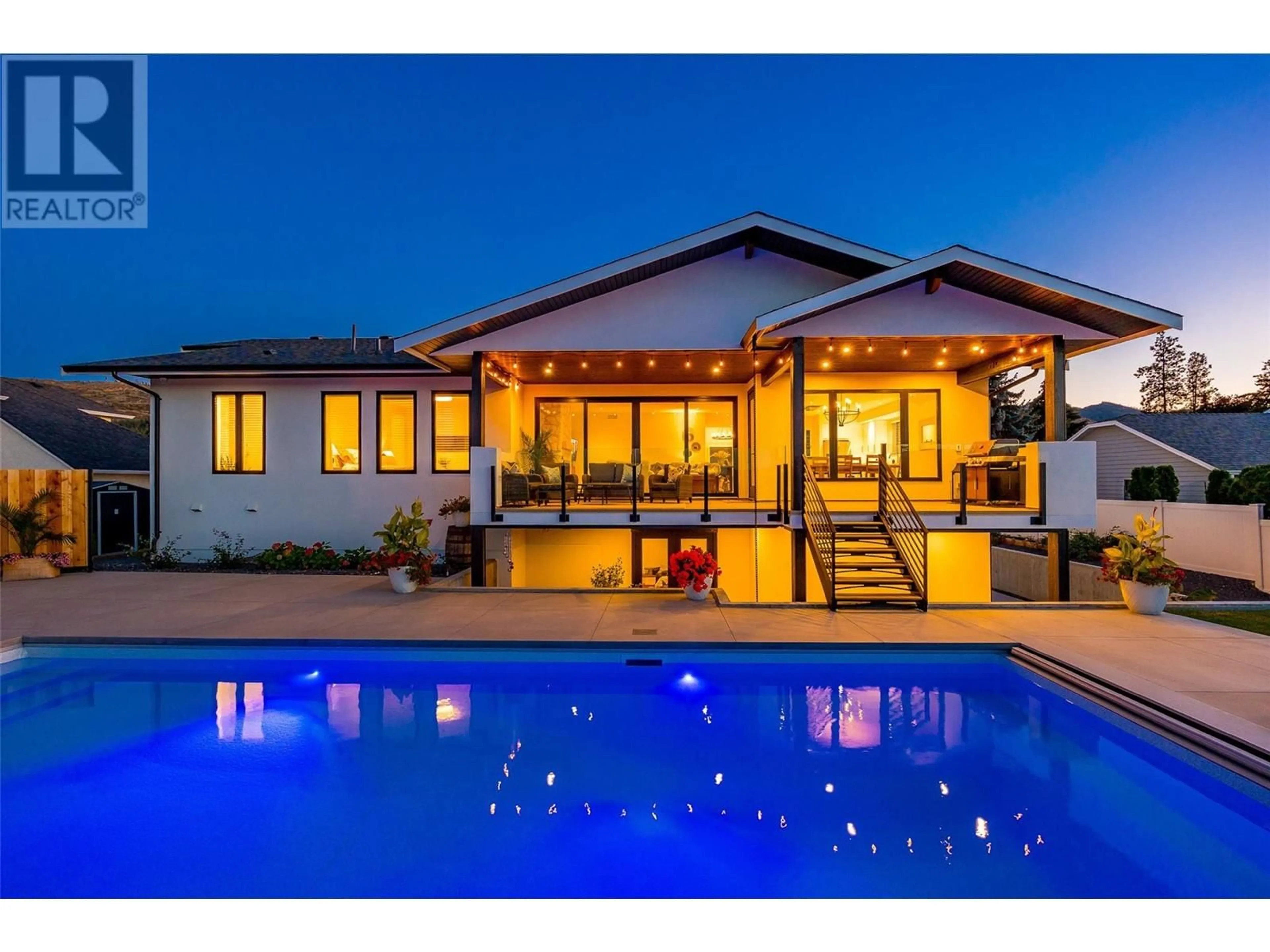 Pool for 415 CURLEW DRIVE, Kelowna British Columbia V1W4L1