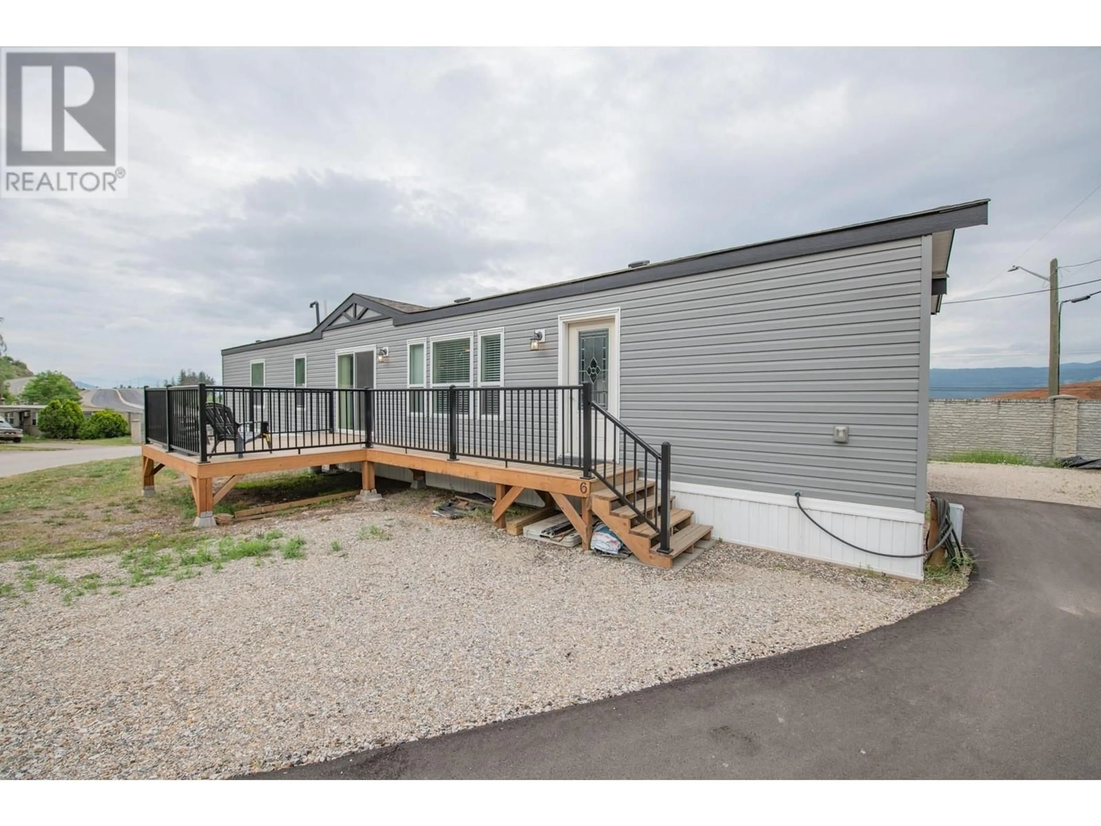 A pic from outside/outdoor area/front of a property/back of a property/a pic from drone, unknown for 6 - 844 HUTLEY ROAD, Armstrong British Columbia V0W1B7