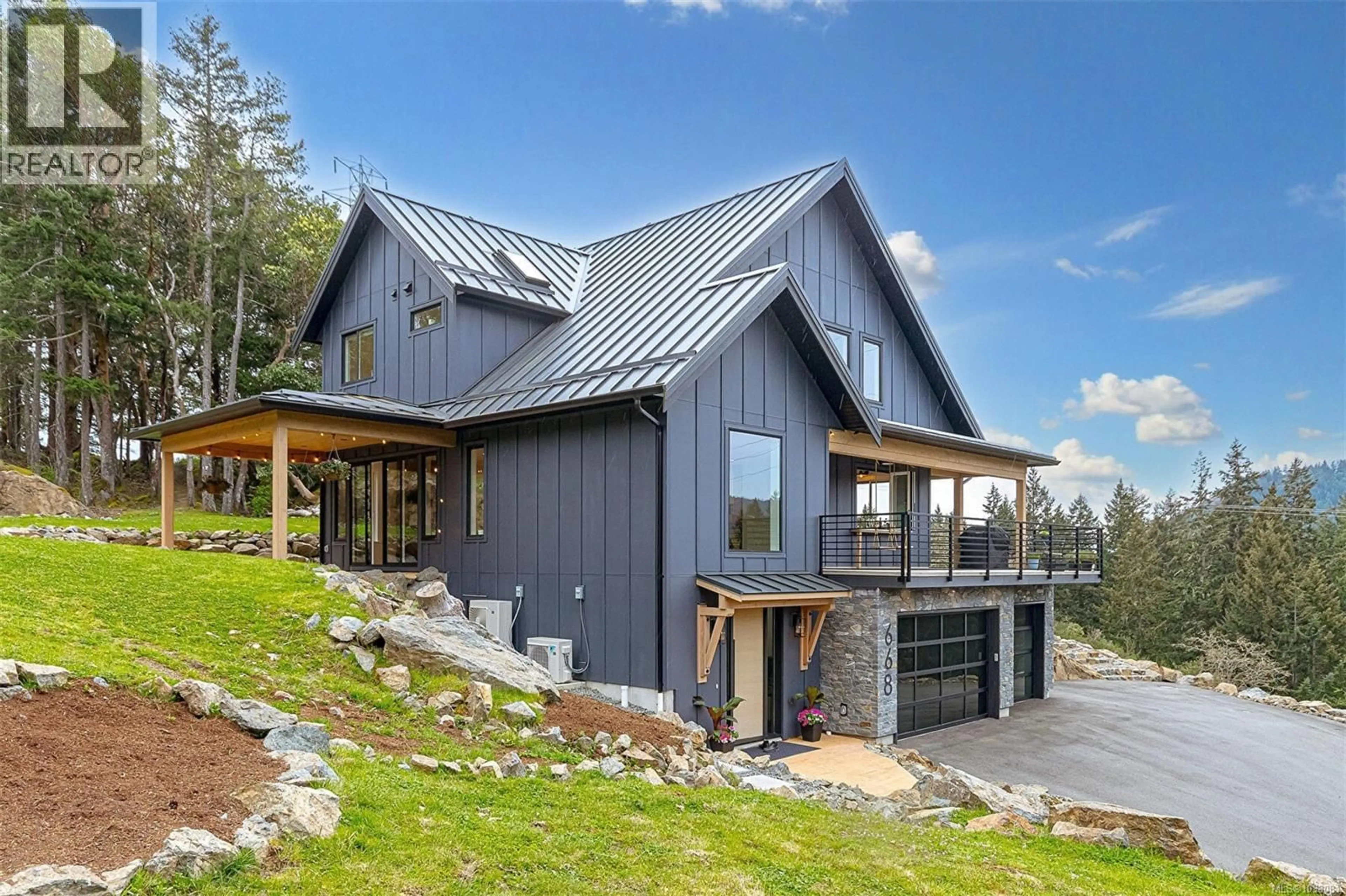 Home with vinyl exterior material, unknown for 668 SOUTHWOOD DRIVE, Highlands British Columbia V9B6R9