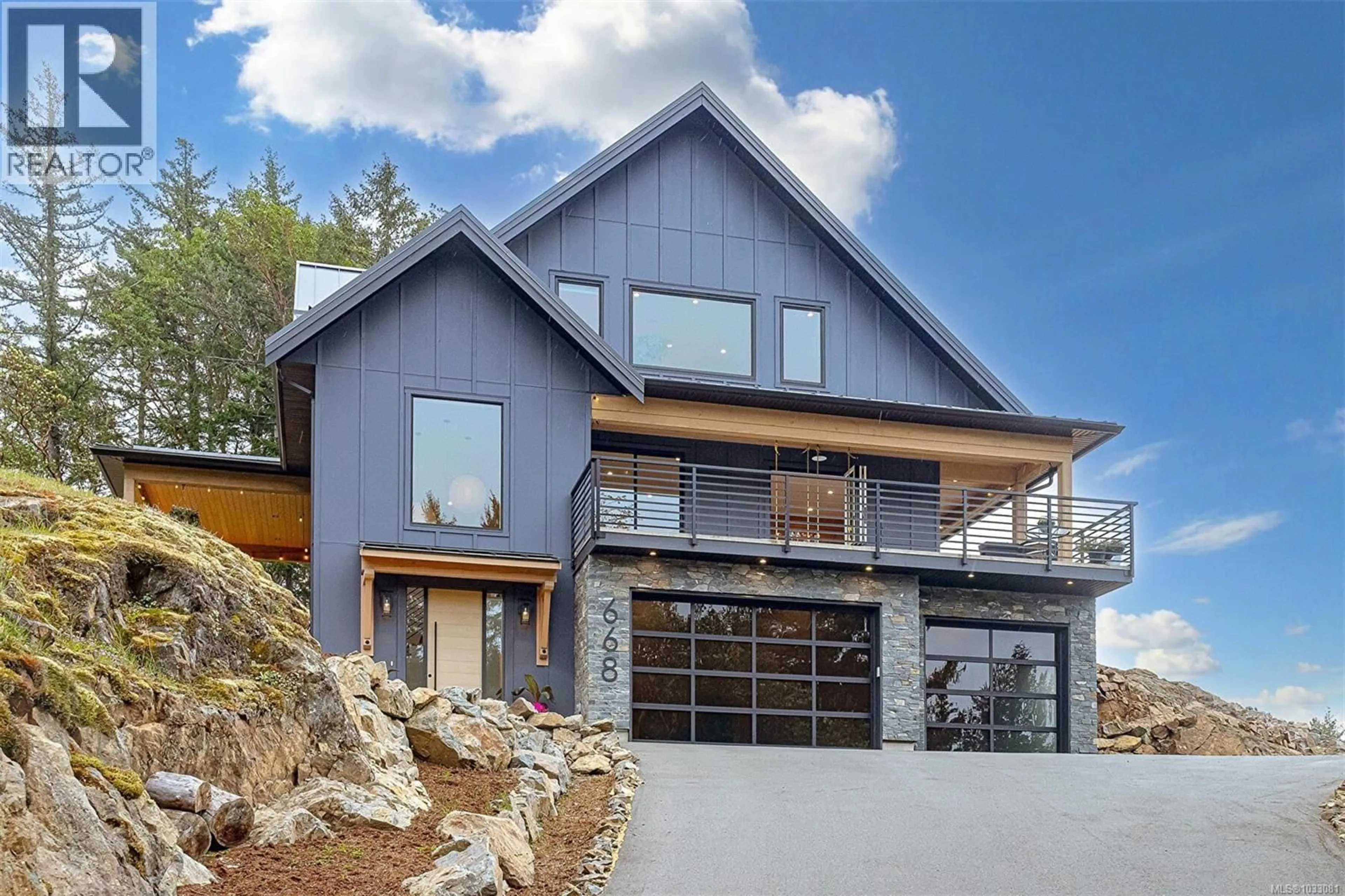 Home with brick exterior material, mountain view for 668 SOUTHWOOD DRIVE, Highlands British Columbia V9B6R9