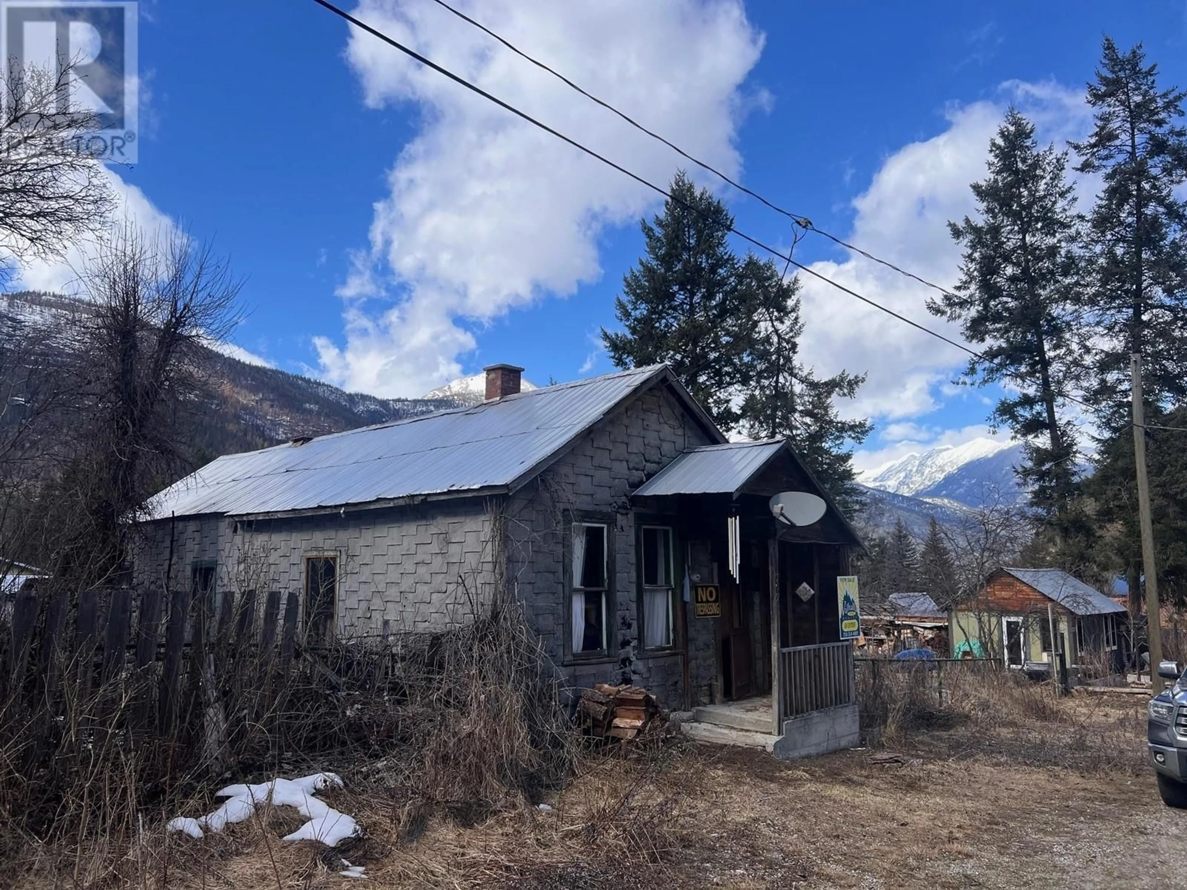 Shed for 707 PARK STREET, Slocan British Columbia V0G2C0