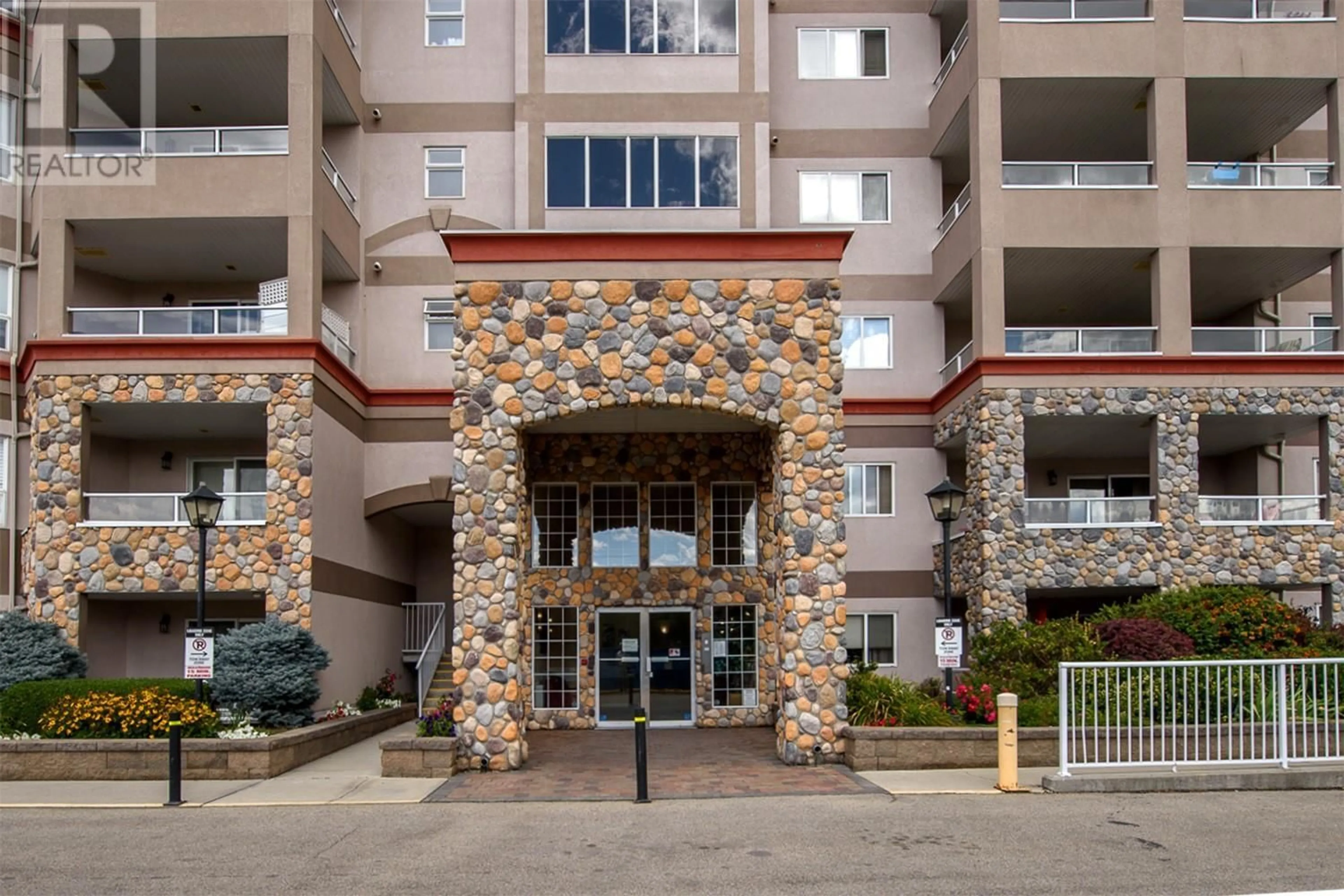 Unknown for 605 - 1967 UNDERHILL STREET, Kelowna British Columbia V1X8C9