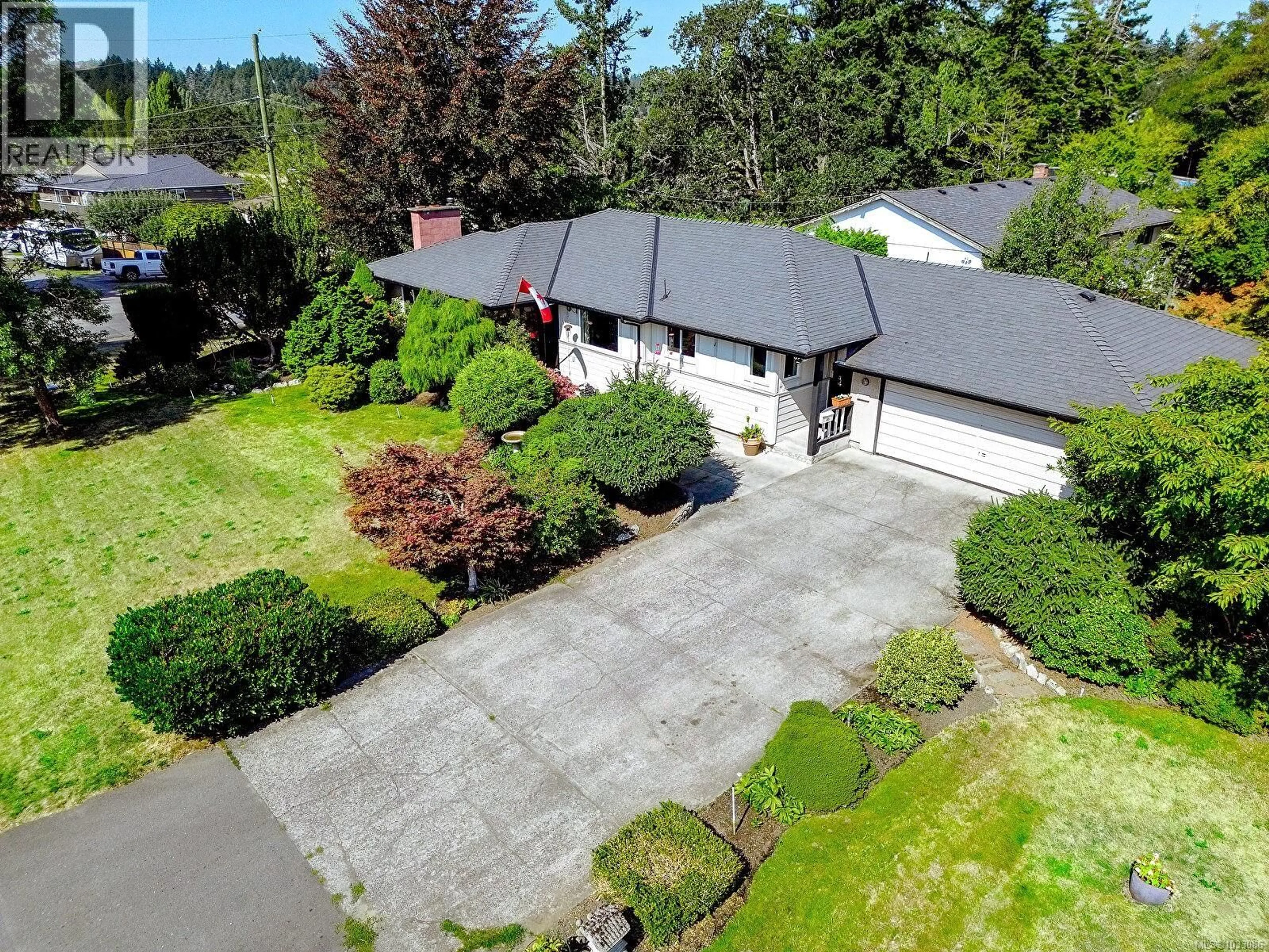 A pic from outside/outdoor area/front of a property/back of a property/a pic from drone, street for 1288 ROY ROAD, Saanich British Columbia V8Z2X9