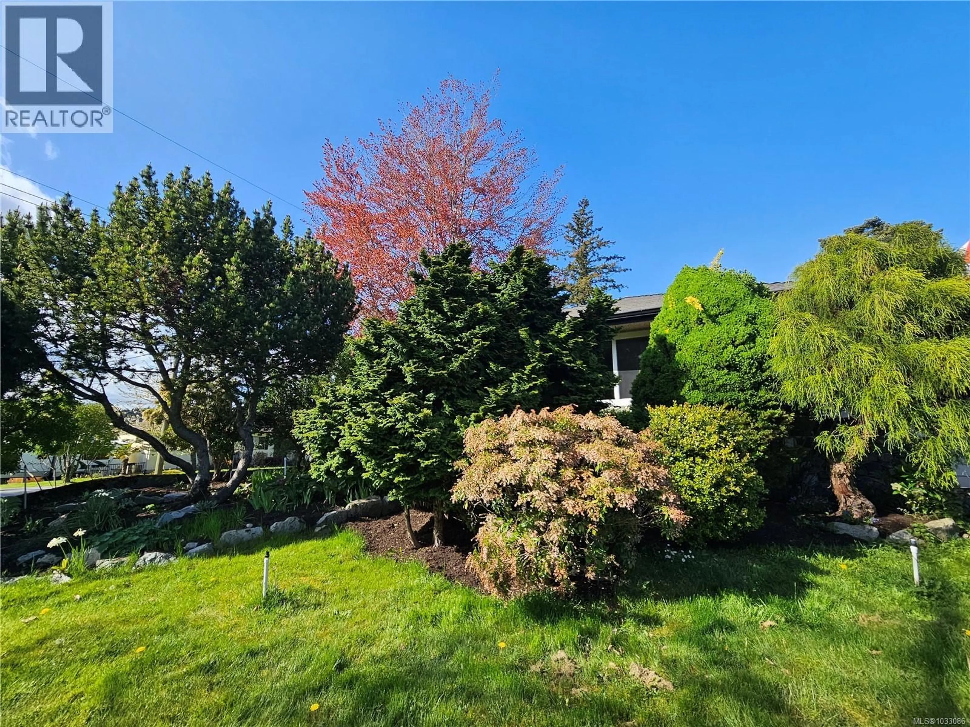 A pic from outside/outdoor area/front of a property/back of a property/a pic from drone, forest/trees view for 1288 ROY ROAD, Saanich British Columbia V8Z2X9
