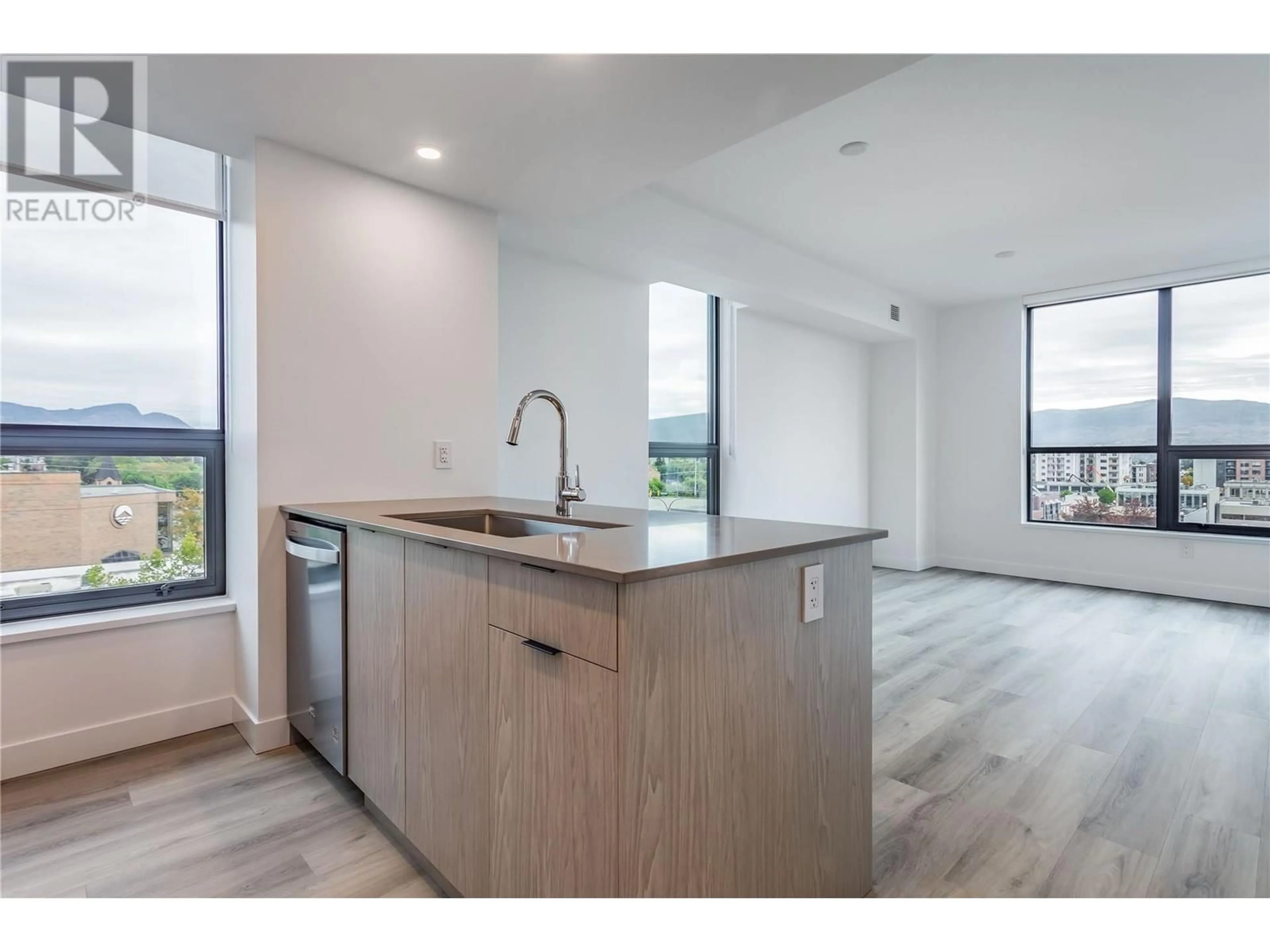 Open concept kitchen, unknown for 1488 Bertram Street Unit# 605, Kelowna British Columbia V1Y0M6