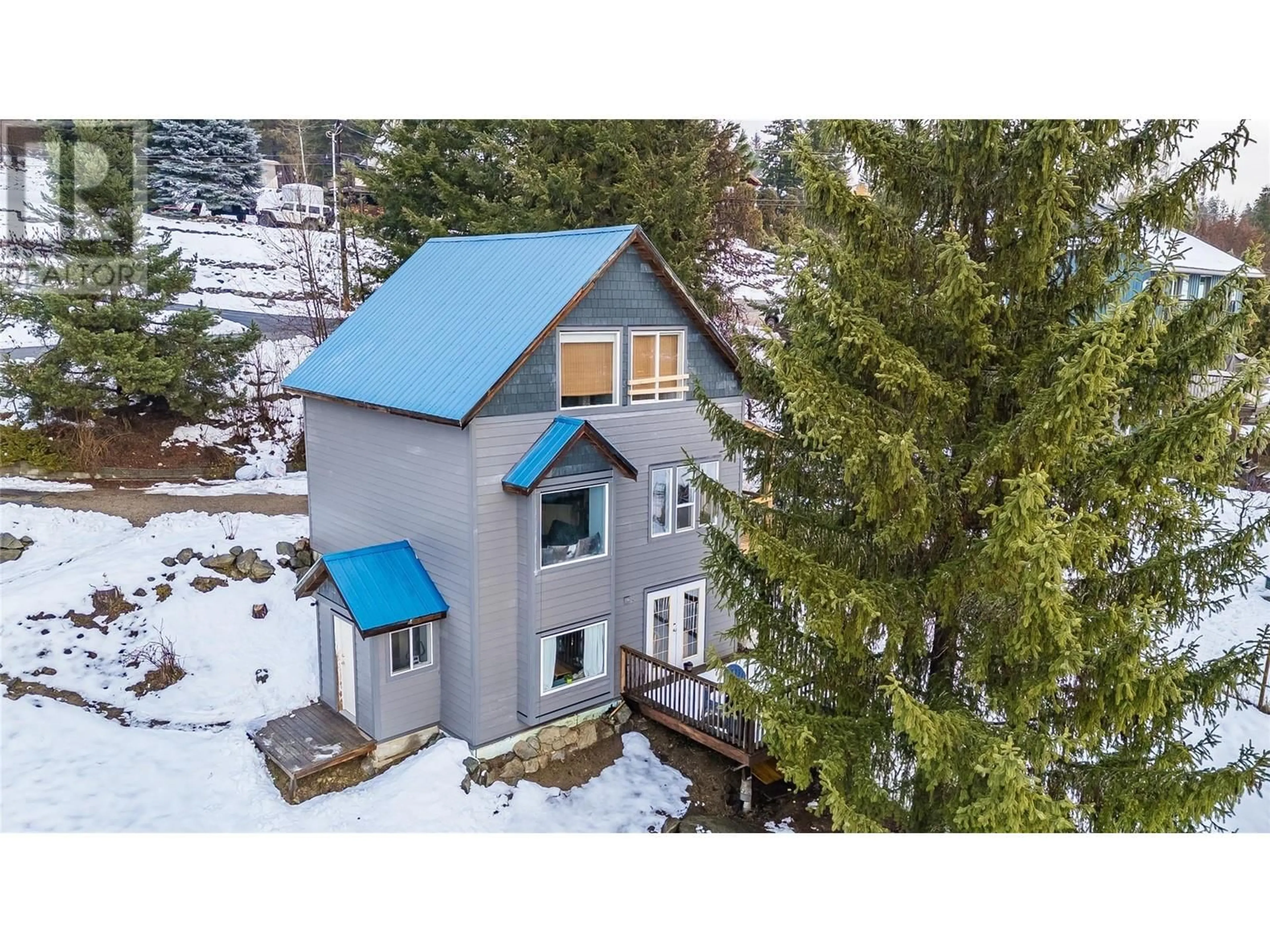 A pic from outside/outdoor area/front of a property/back of a property/a pic from drone, unknown for 3832 Aaron Road, Bonnington Falls British Columbia V0G2G3