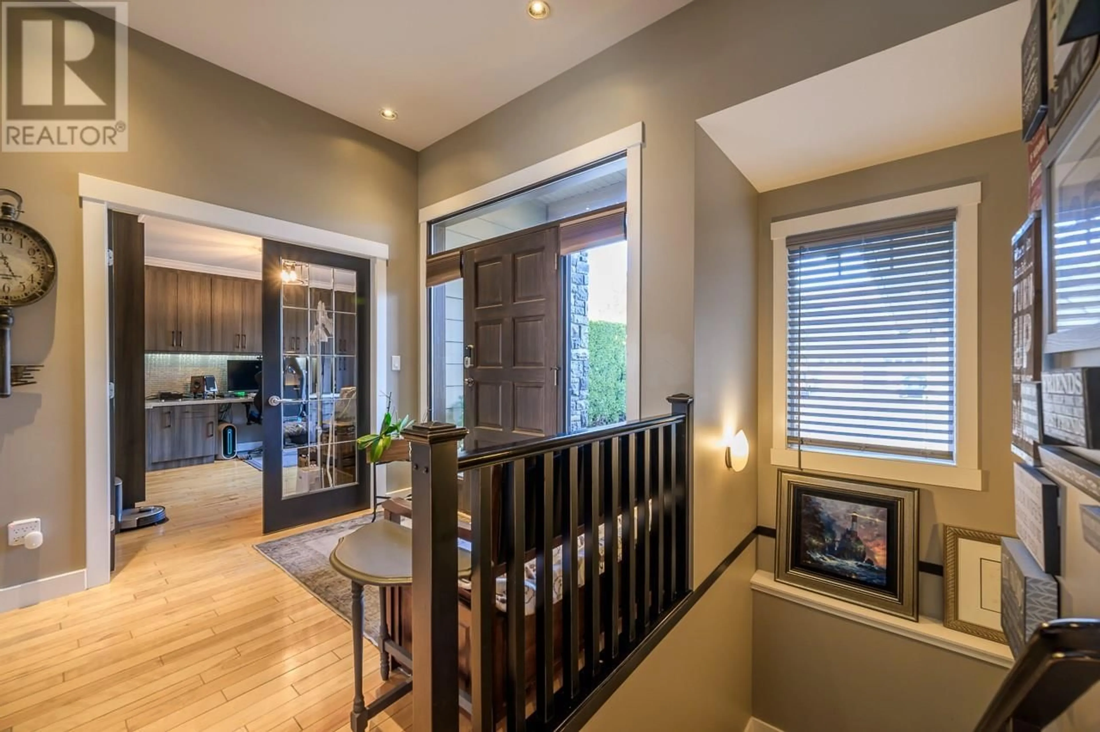 Indoor entryway for 565 McCurrach Place, Kamloops British Columbia V2B8R1