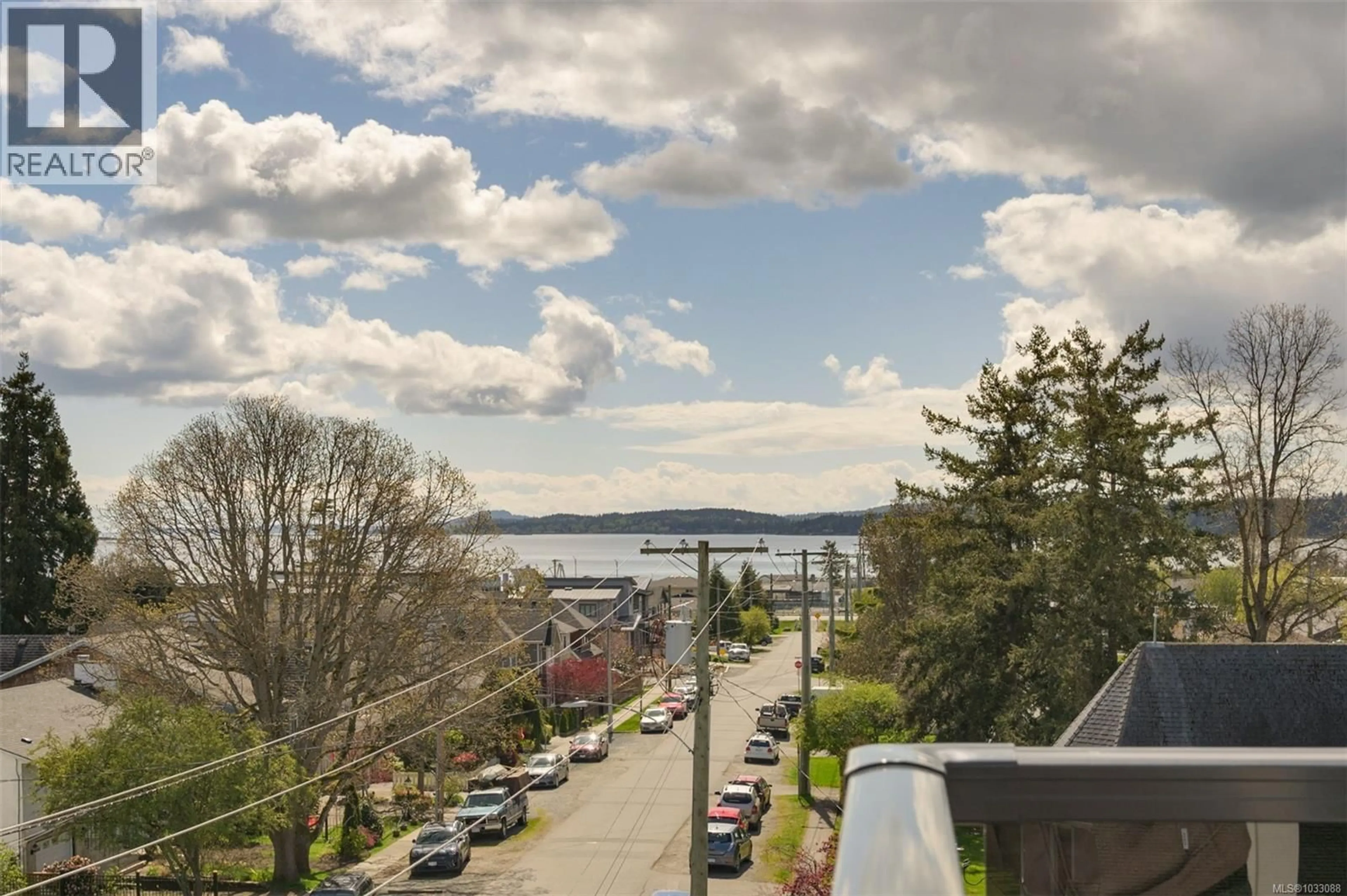A pic from outside/outdoor area/front of a property/back of a property/a pic from drone, water/lake/river/ocean view for 401 - 9716 THIRD STREET, Sidney British Columbia V8L3A2