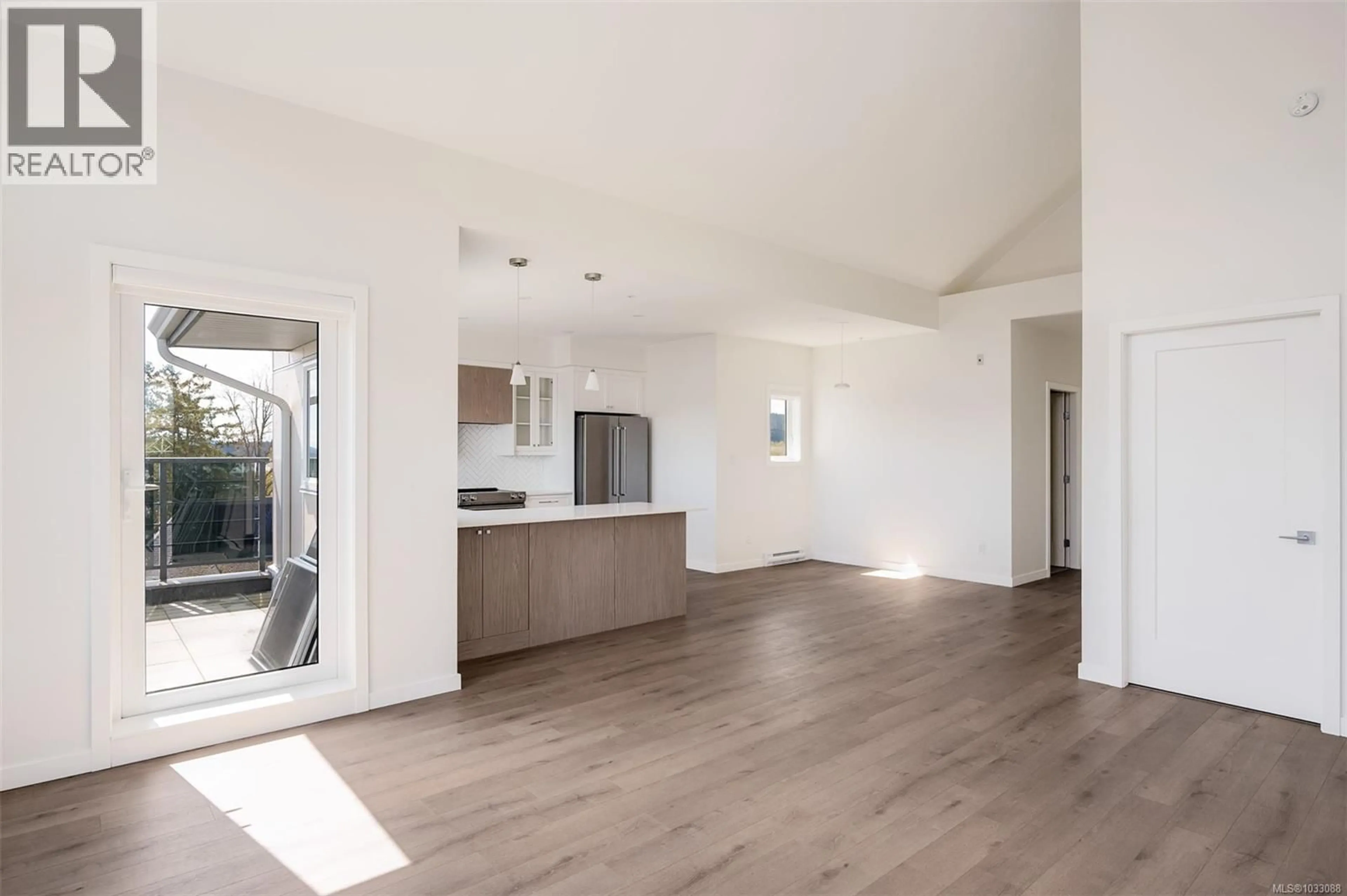 Unknown for 401 - 9716 THIRD STREET, Sidney British Columbia V8L3A2