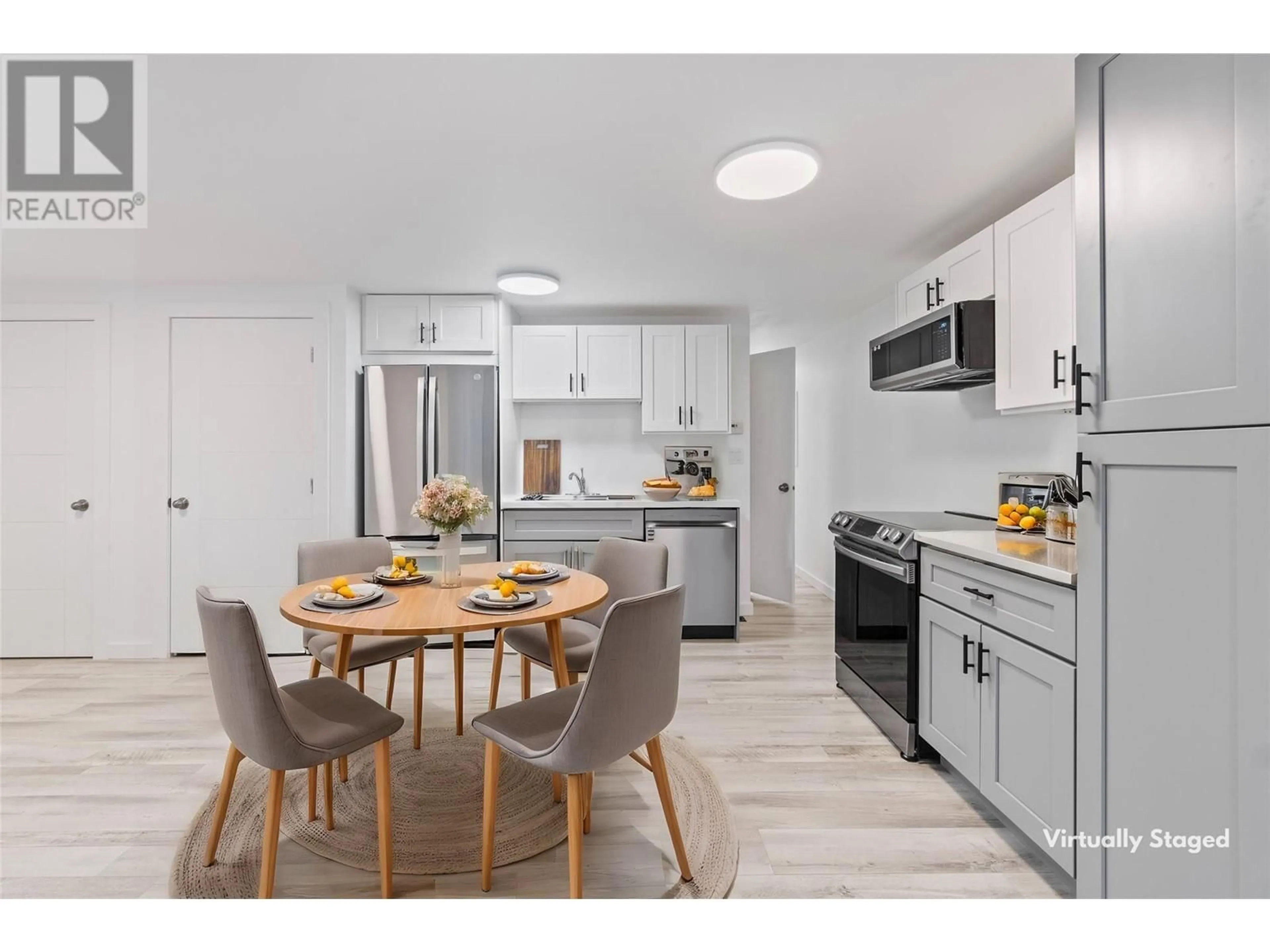Open concept kitchen, unknown for 10 - 4061 11 AVENUE NORTHEAST, Salmon Arm British Columbia V1E1C7