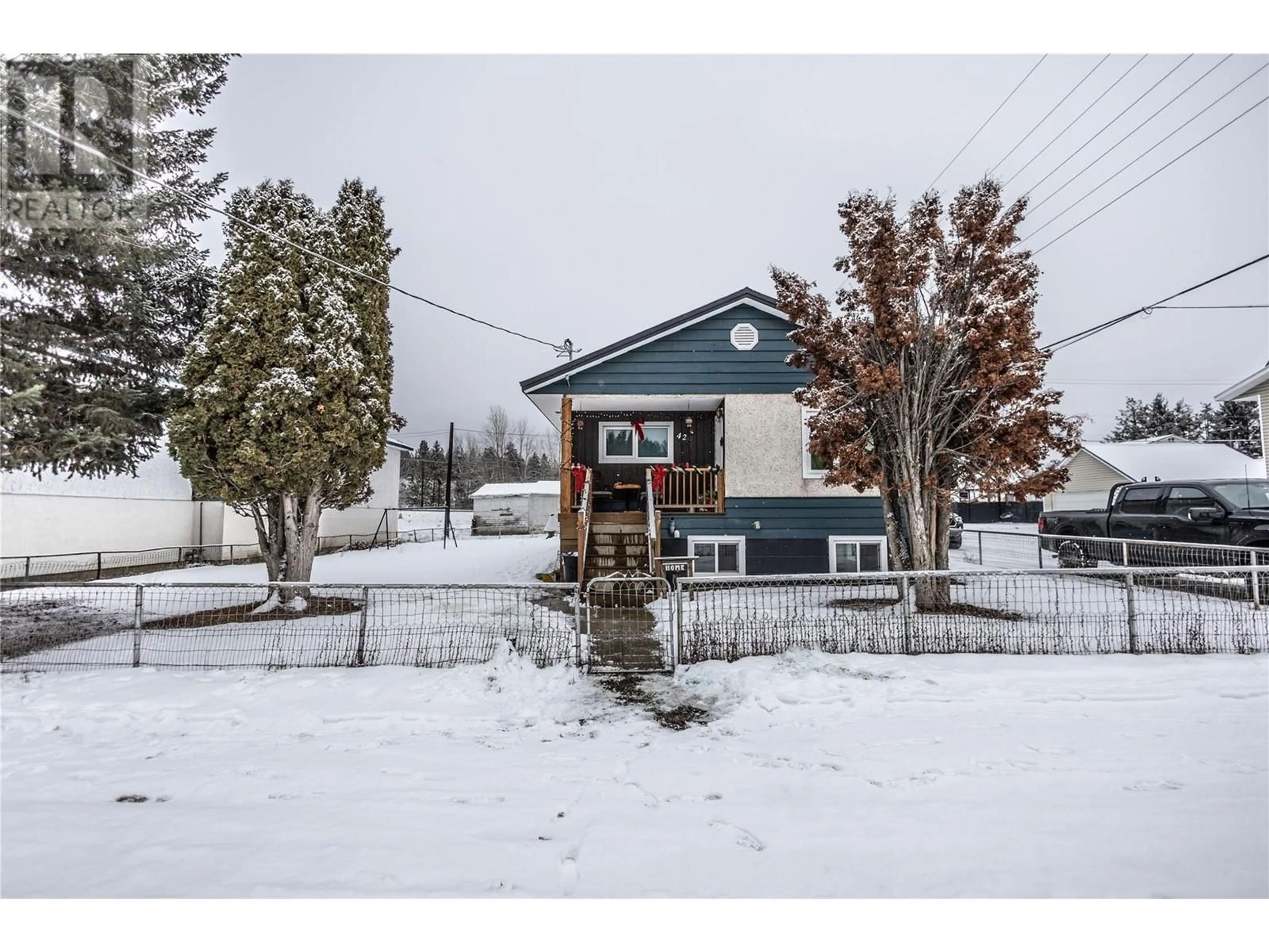 A pic from outside/outdoor area/front of a property/back of a property/a pic from drone, street for 44/42 KENLEY Avenue, Princeton British Columbia V0X1W0