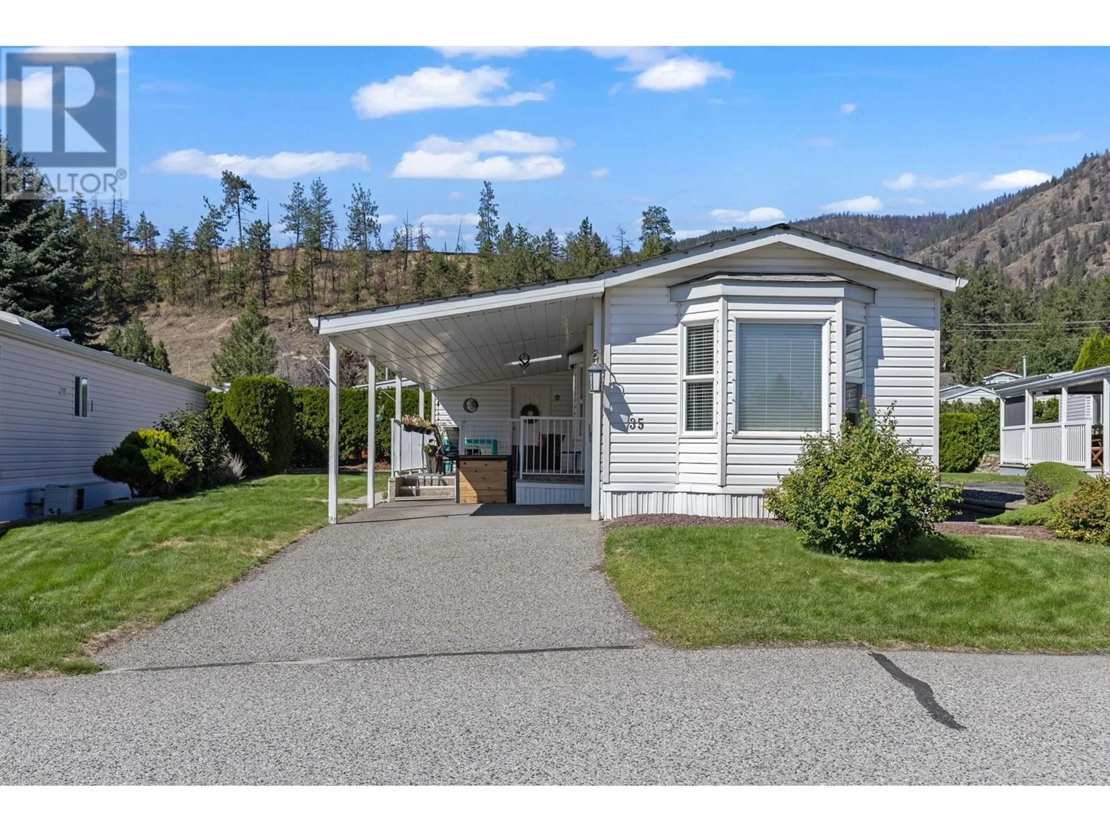 Home with vinyl exterior material, unknown for 1850 Shannon Lake Road Unit# 35, West Kelowna British Columbia V4T1L6