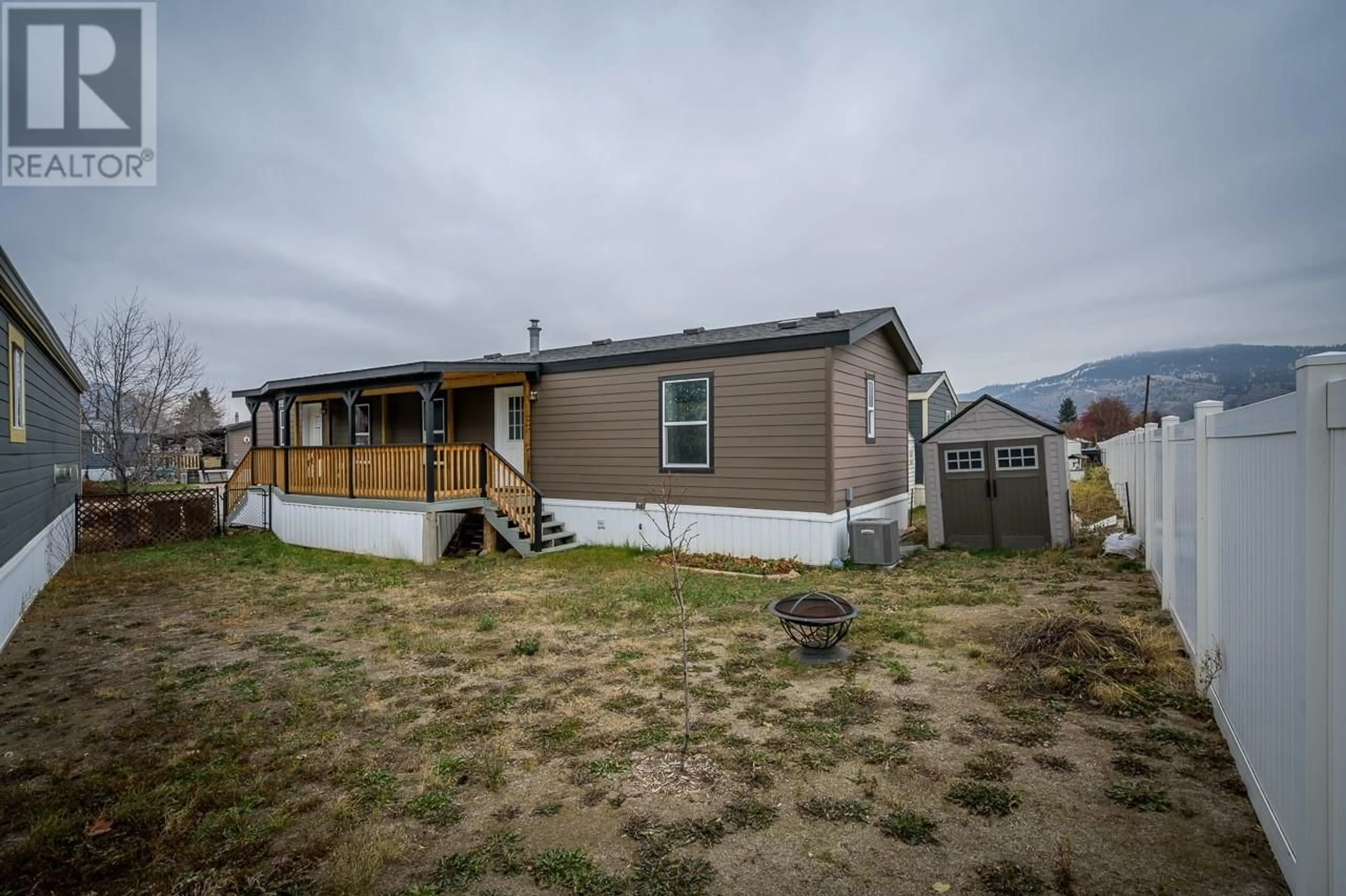 Home with vinyl exterior material, unknown for 1781 ORD Road Unit# 8, Kamloops British Columbia V2B0E8