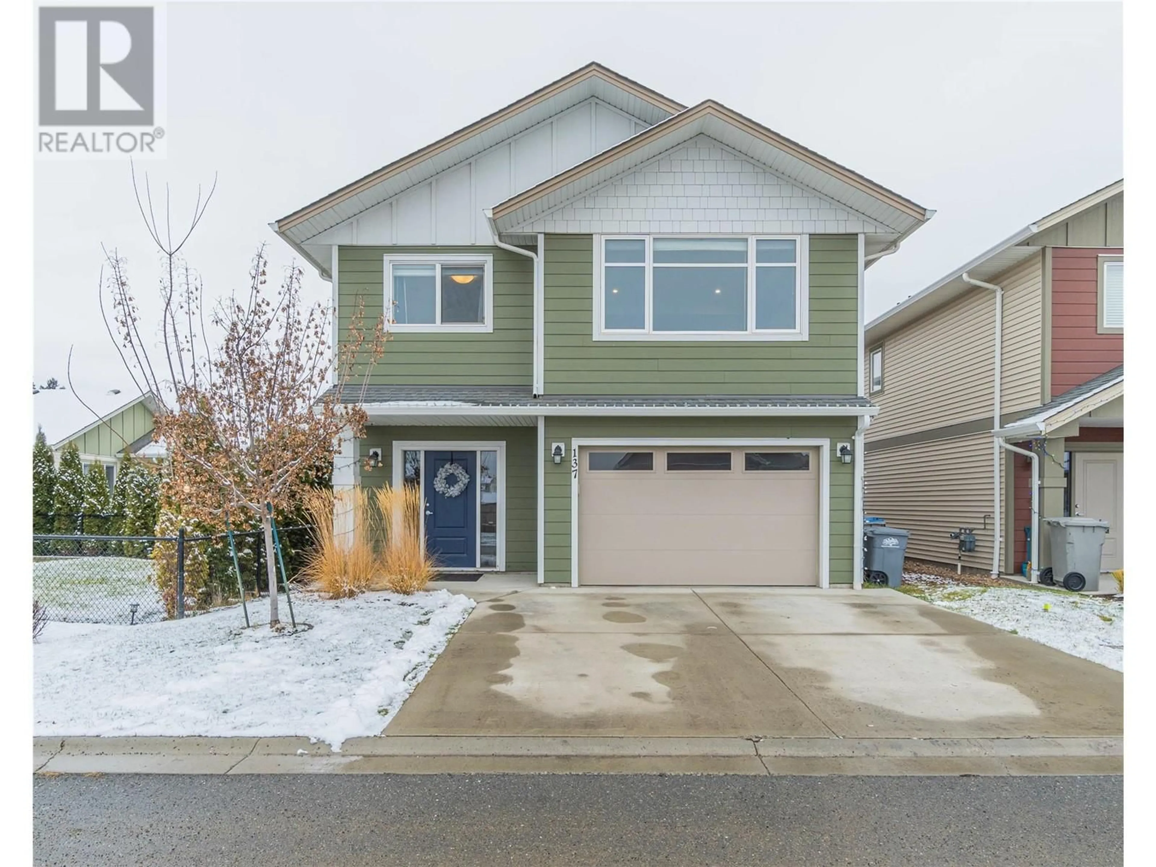 Home with vinyl exterior material, street for 8800 DALLAS Drive Unit# 137, Kamloops British Columbia V2C0G8